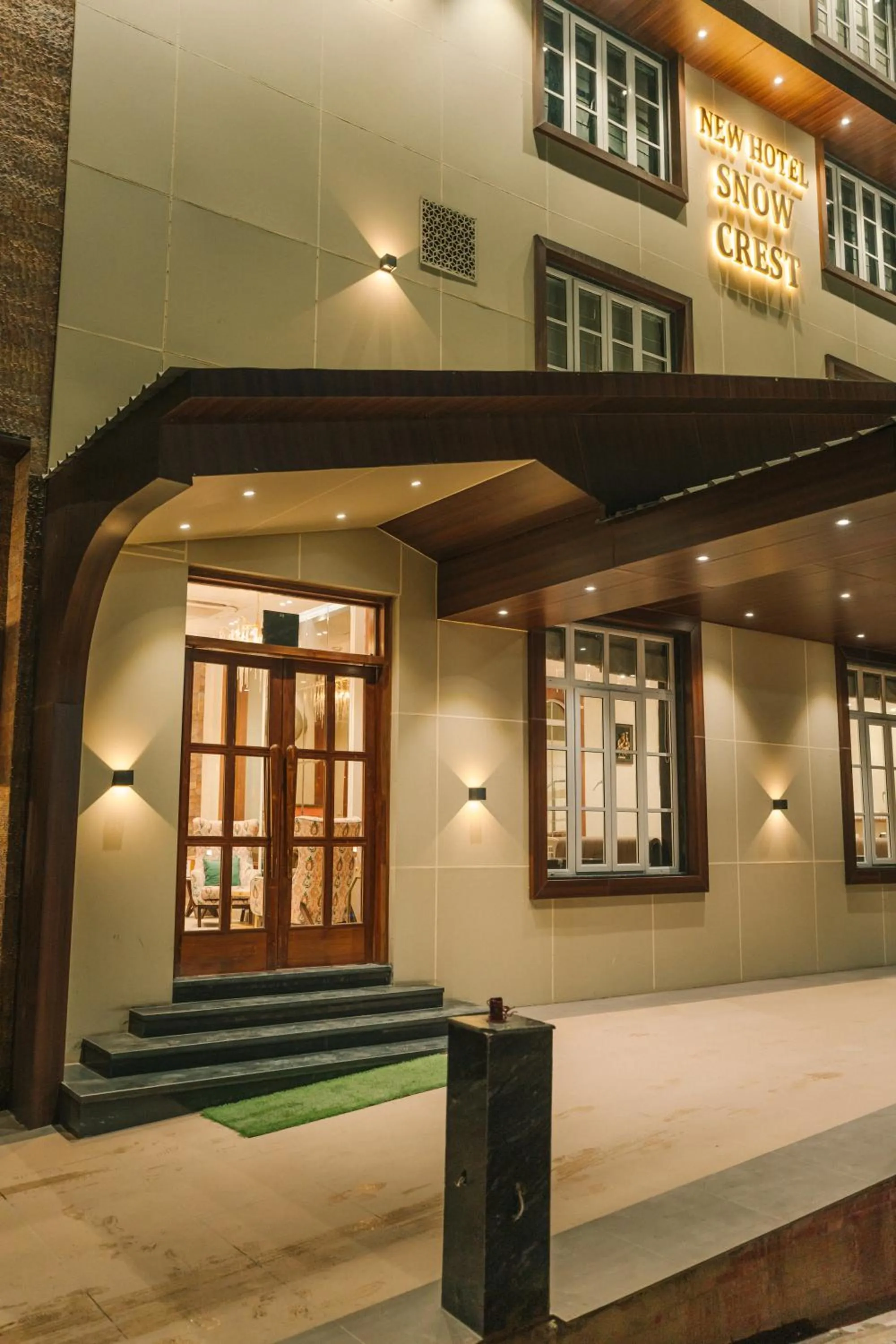 Facade/entrance in New Hotel Snow Crest