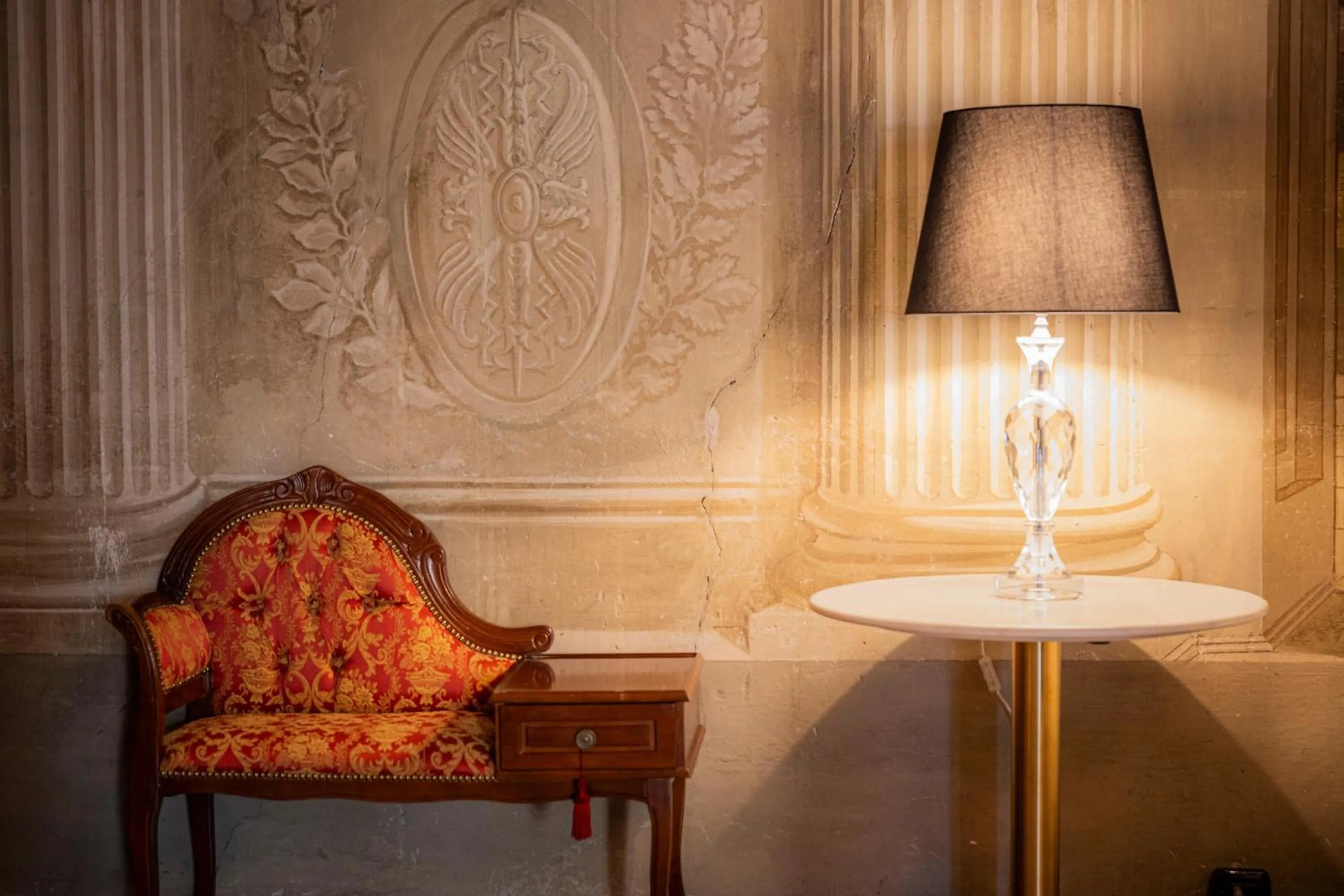 Seating area in Corte Realdi - Palazzo Camozzini