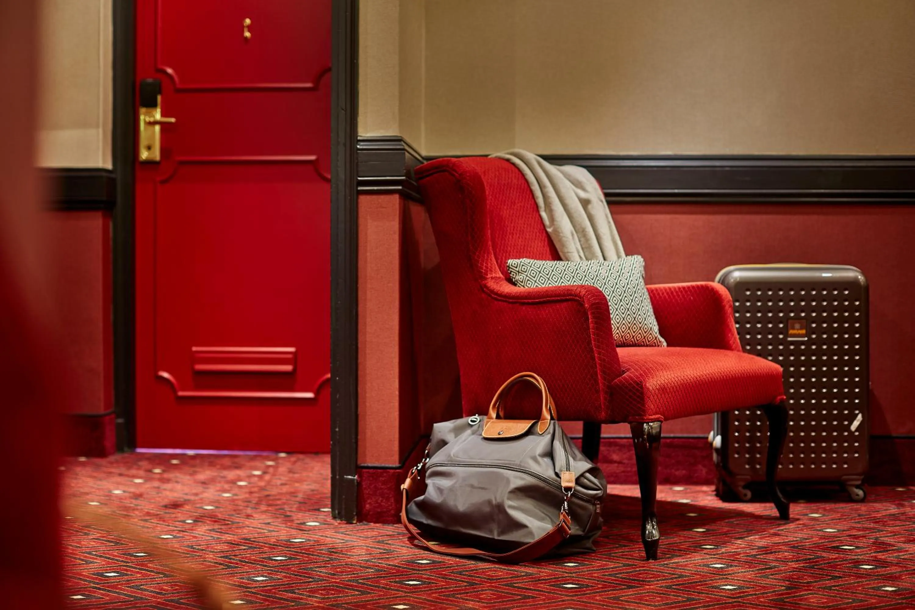 Decorative detail in Carlton Ambassador