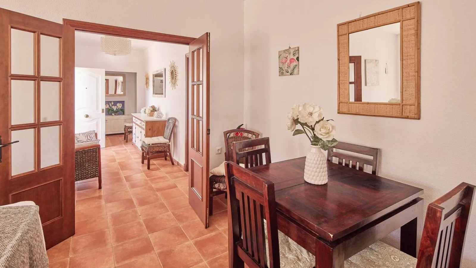 Dining area in Villa Lola 14 Chiclana de la Frontera by Ruralidays