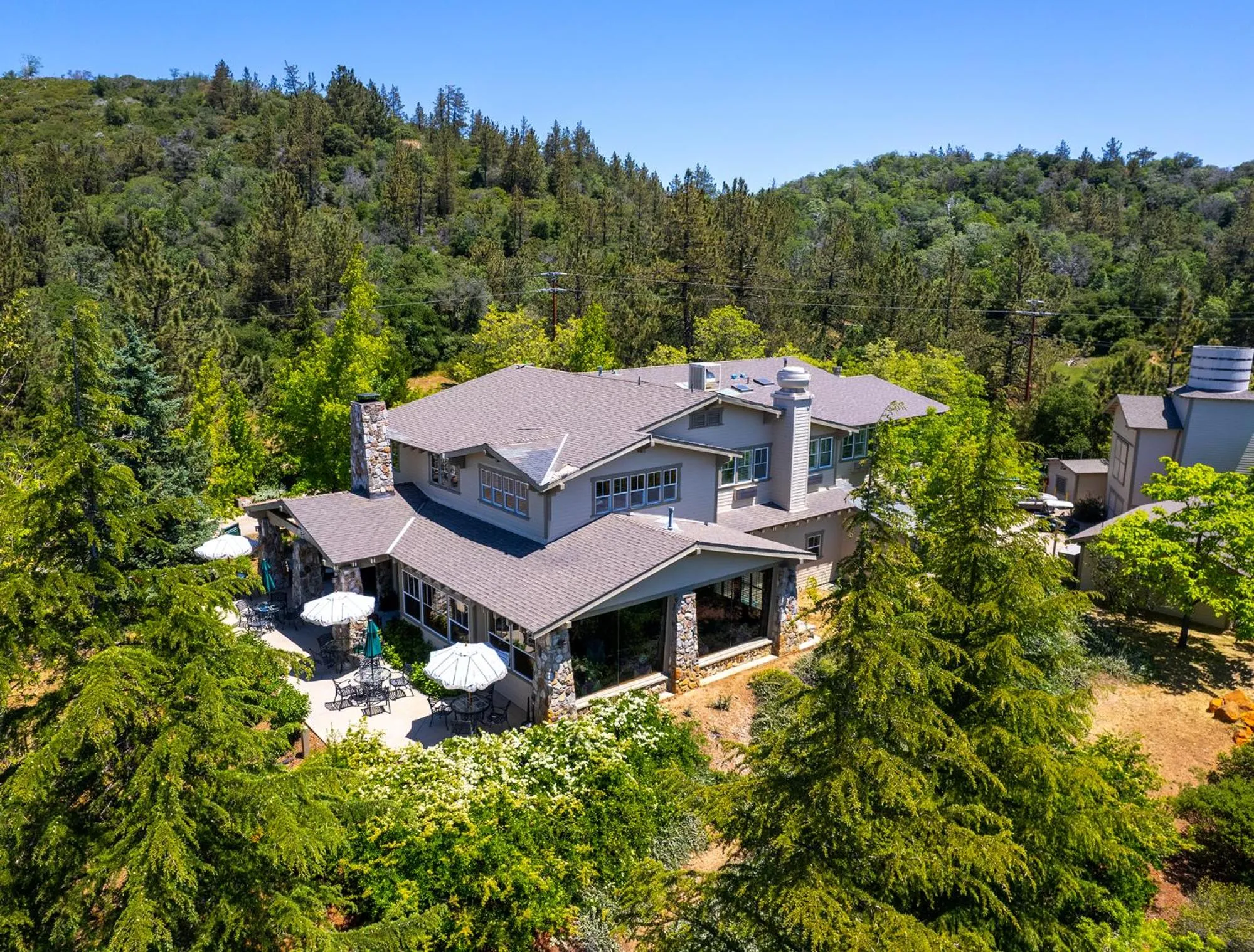 Property building in Orchard Hill