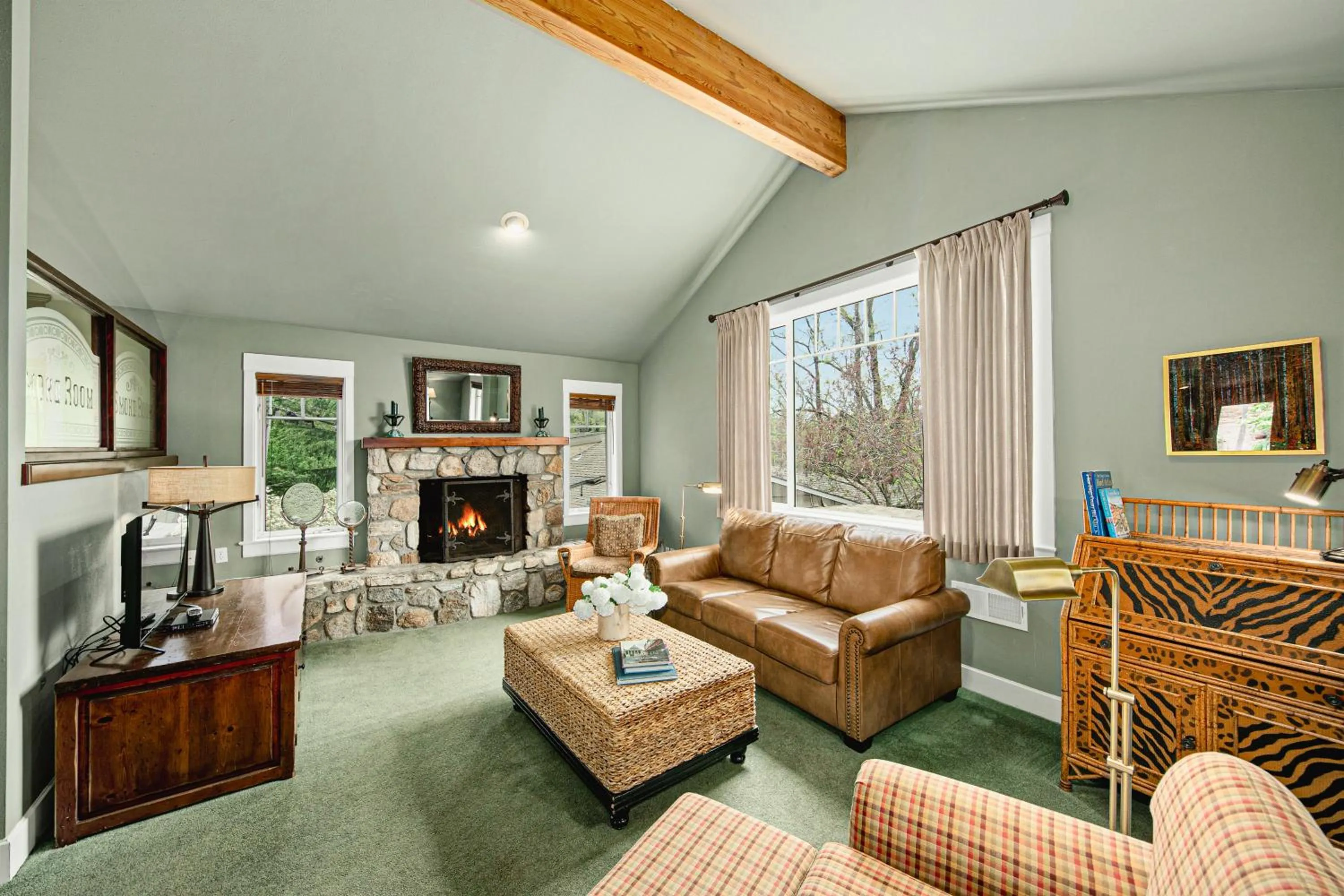 TV and multimedia in Orchard Hill