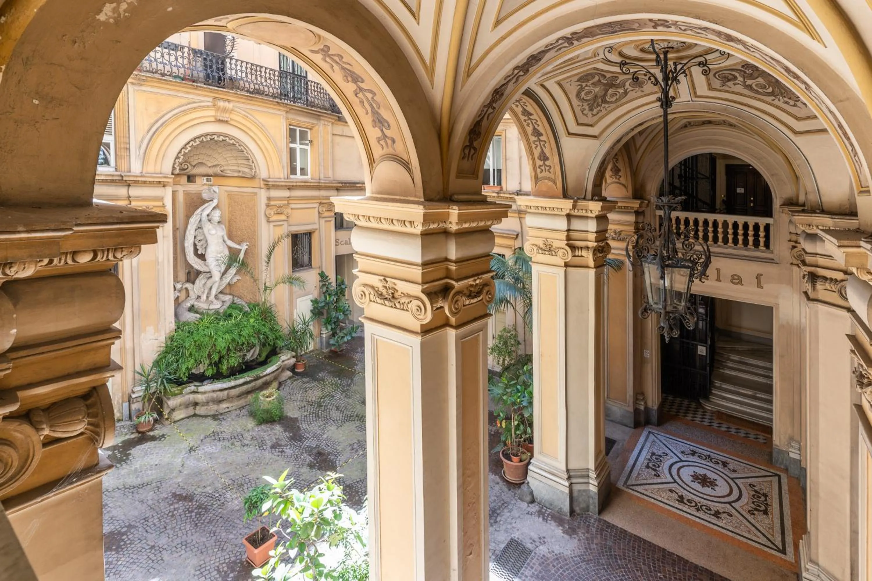 Property building in Arenula Suites