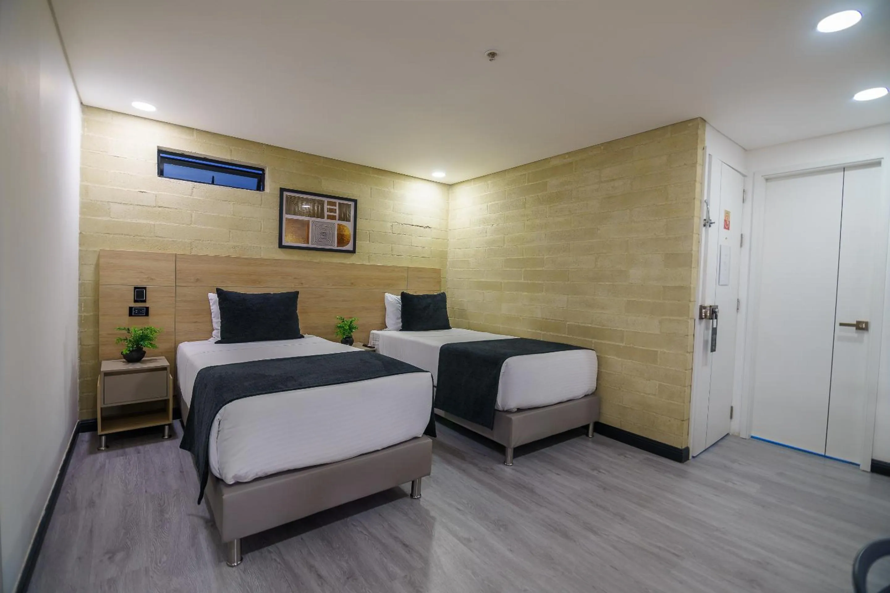 Bedroom, Bed in First Class Hotel