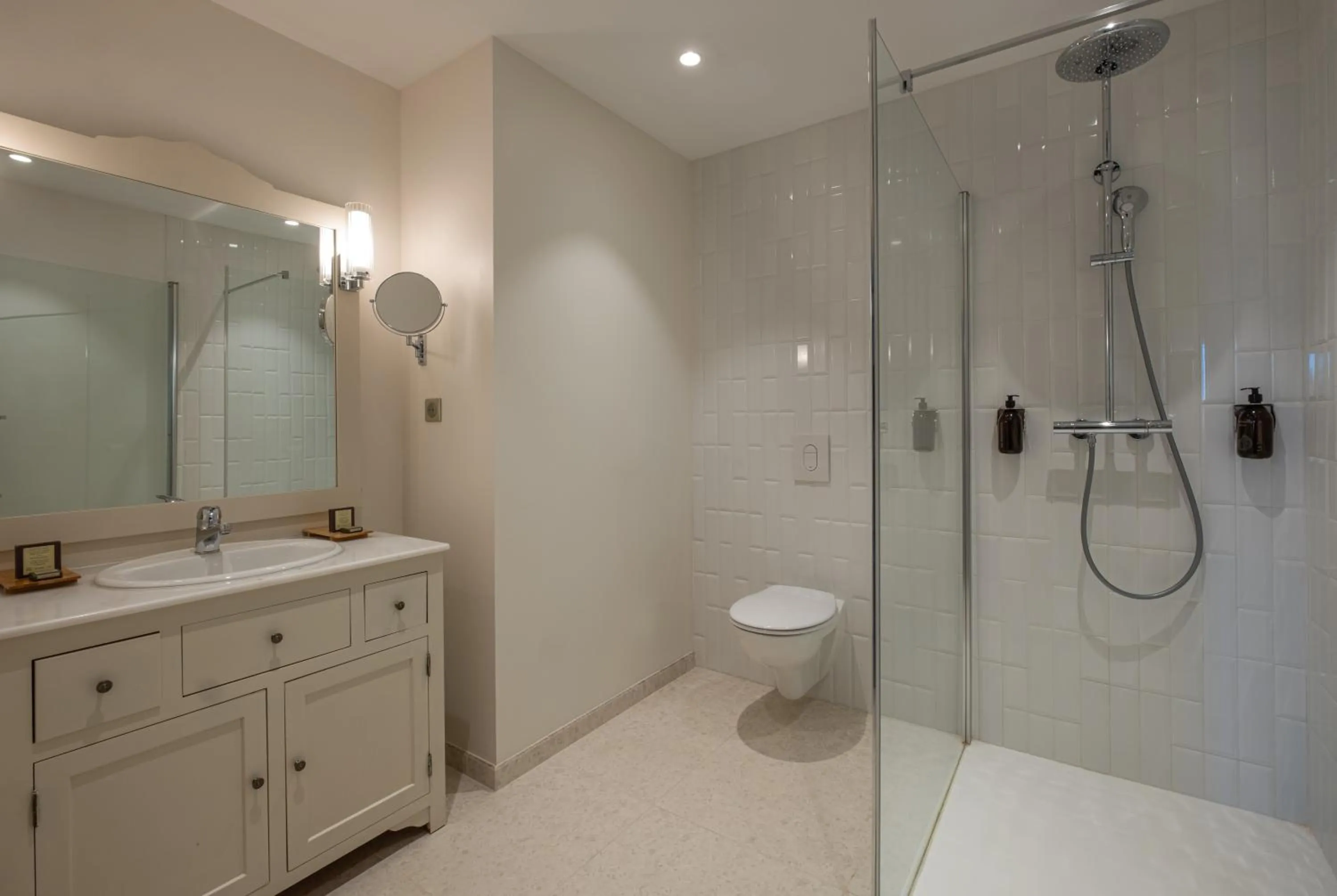 Bathroom in Domaine de la Commanderie de Ballan