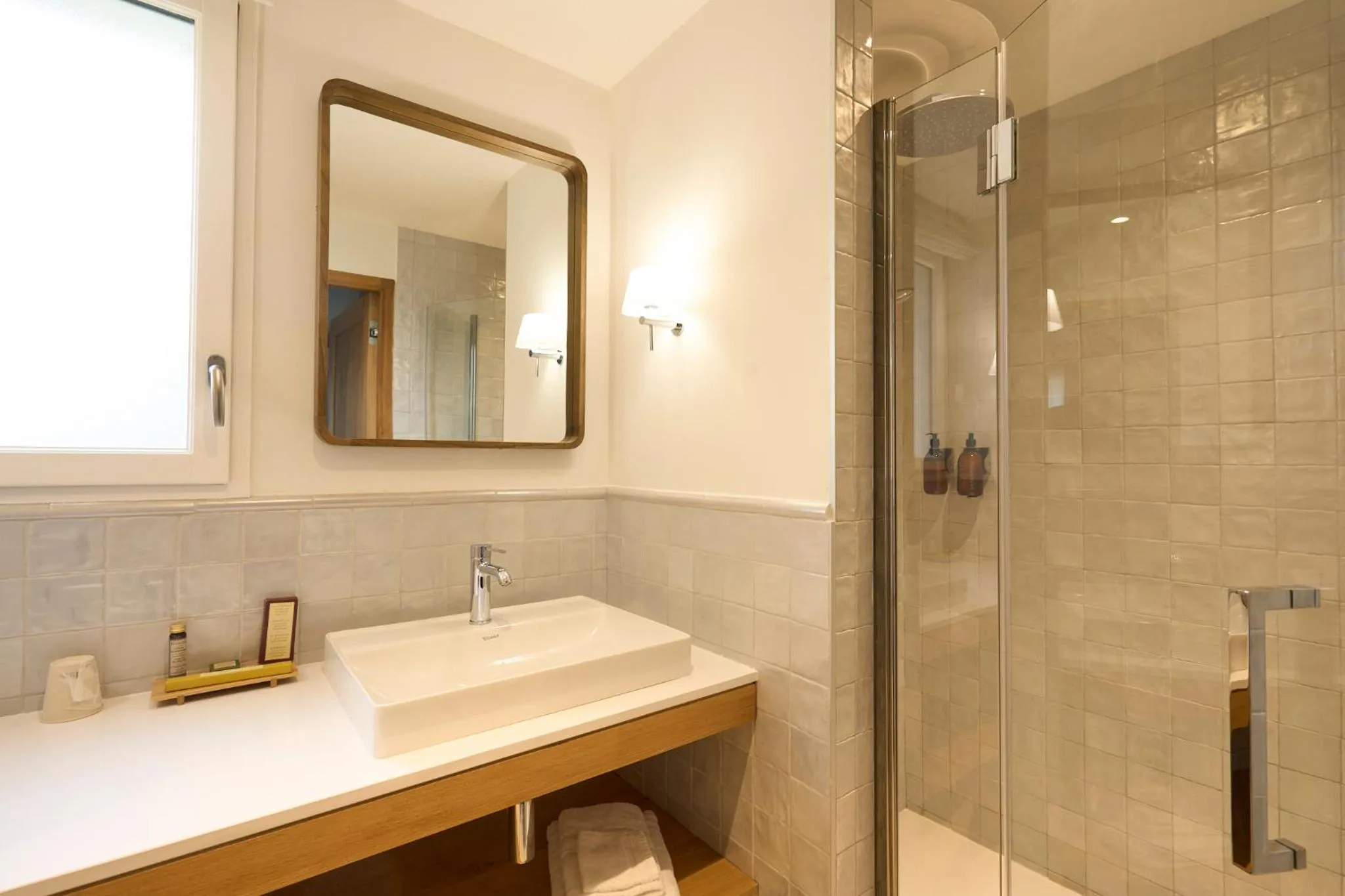 Bathroom in Domaine de la Commanderie de Ballan