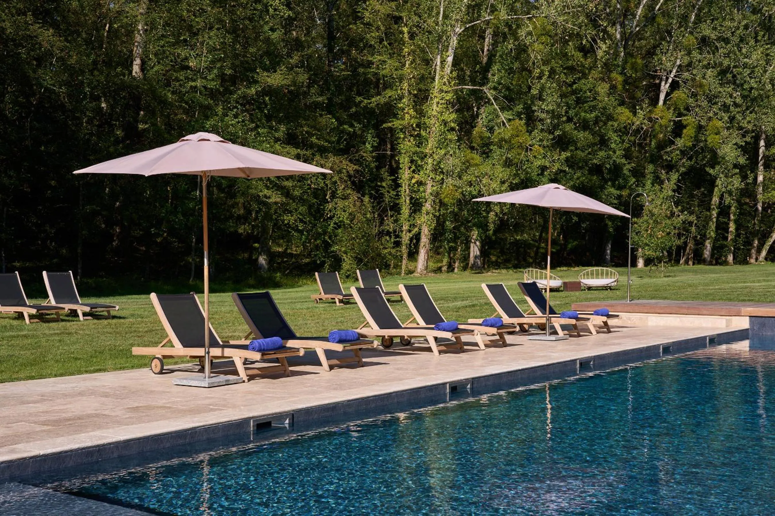 Swimming pool in Domaine de la Commanderie de Ballan