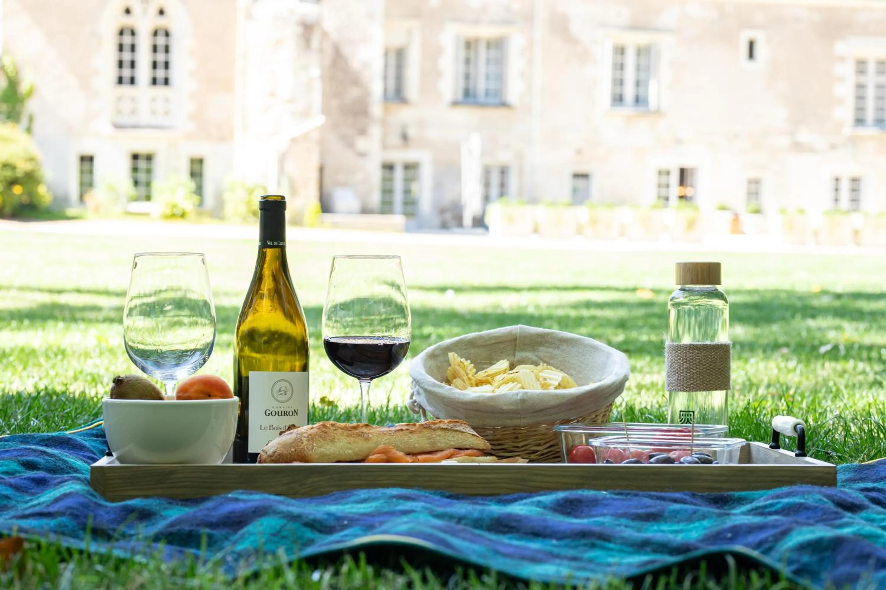 Food and drinks in Domaine de la Commanderie de Ballan