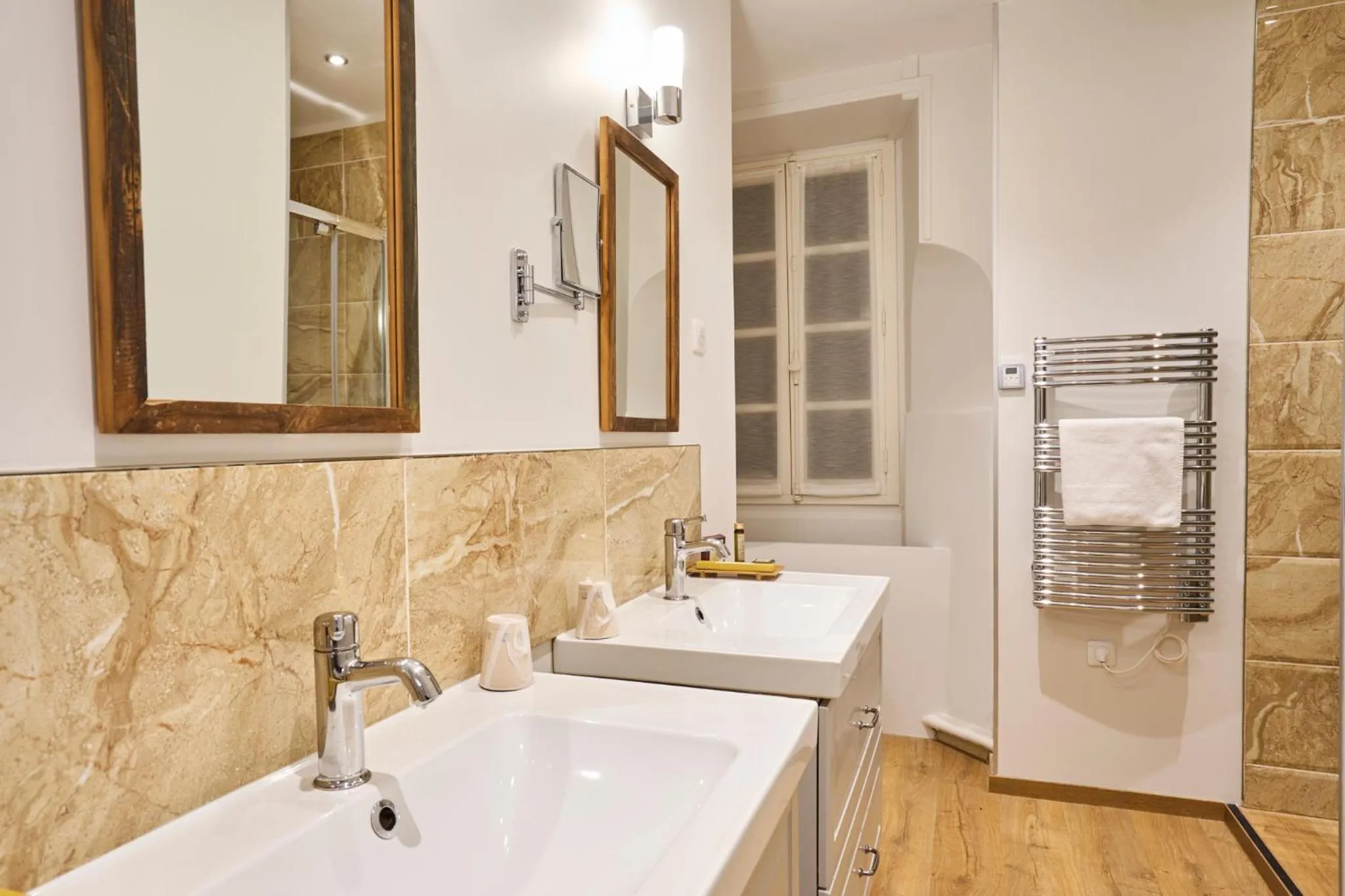 Shower in Domaine de la Commanderie de Ballan