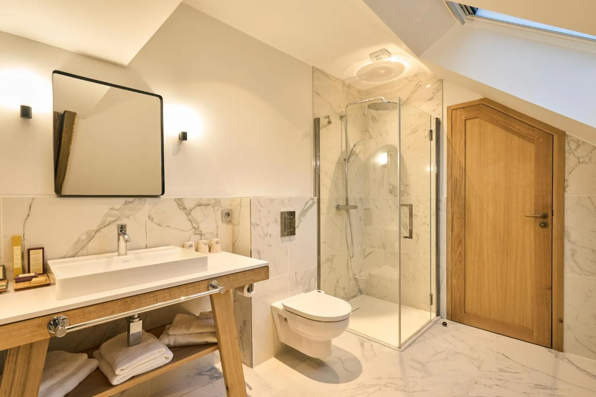 Shower in Domaine de la Commanderie de Ballan