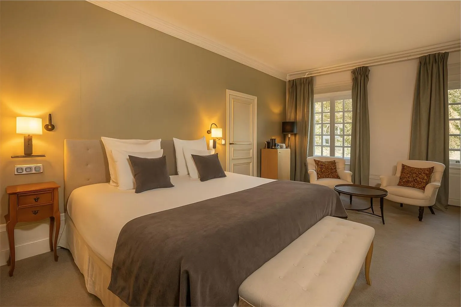 Bedroom, Bed in Domaine de la Commanderie de Ballan