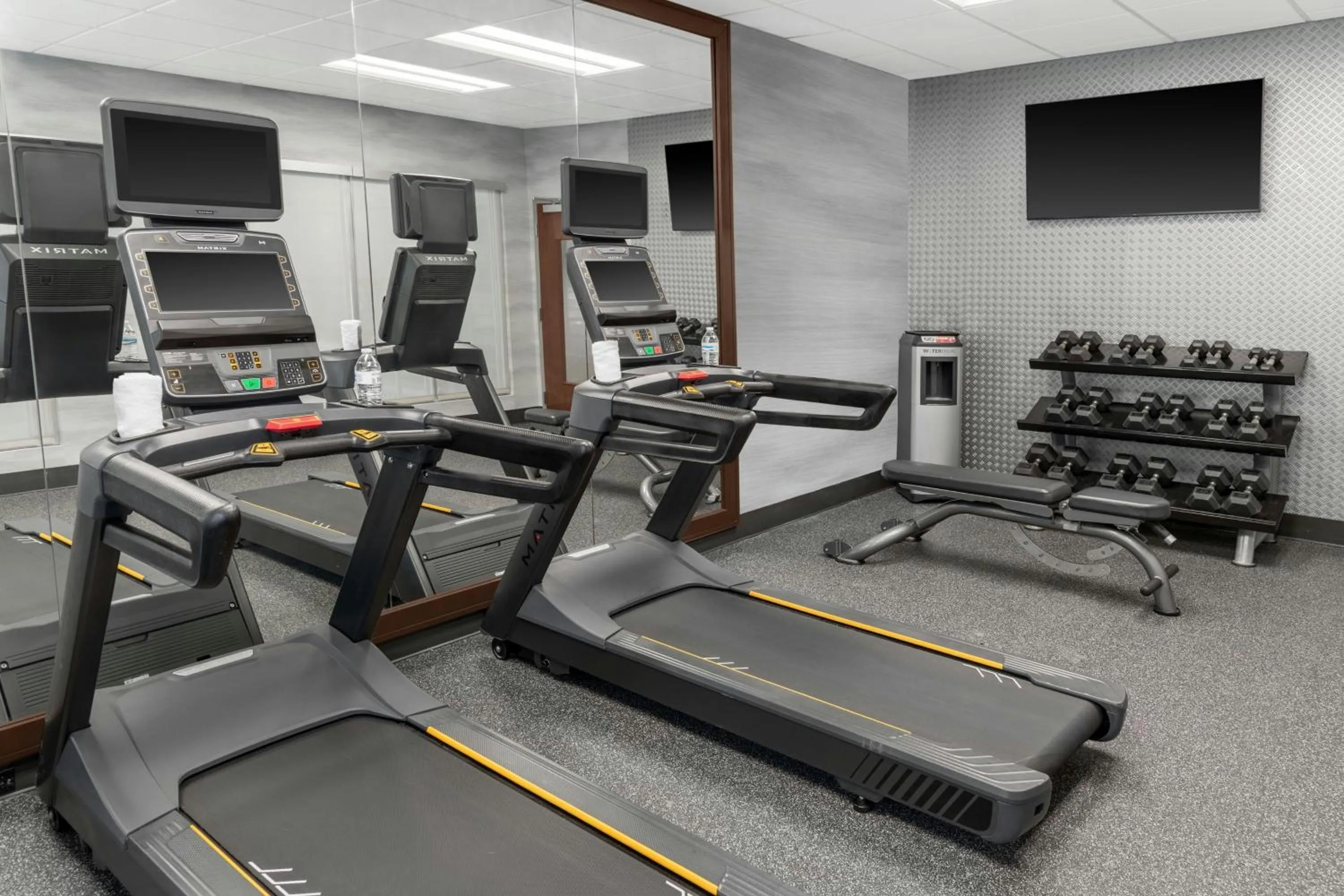 Fitness centre/facilities in Fairfield Inn and Suites by Marriott Calhoun