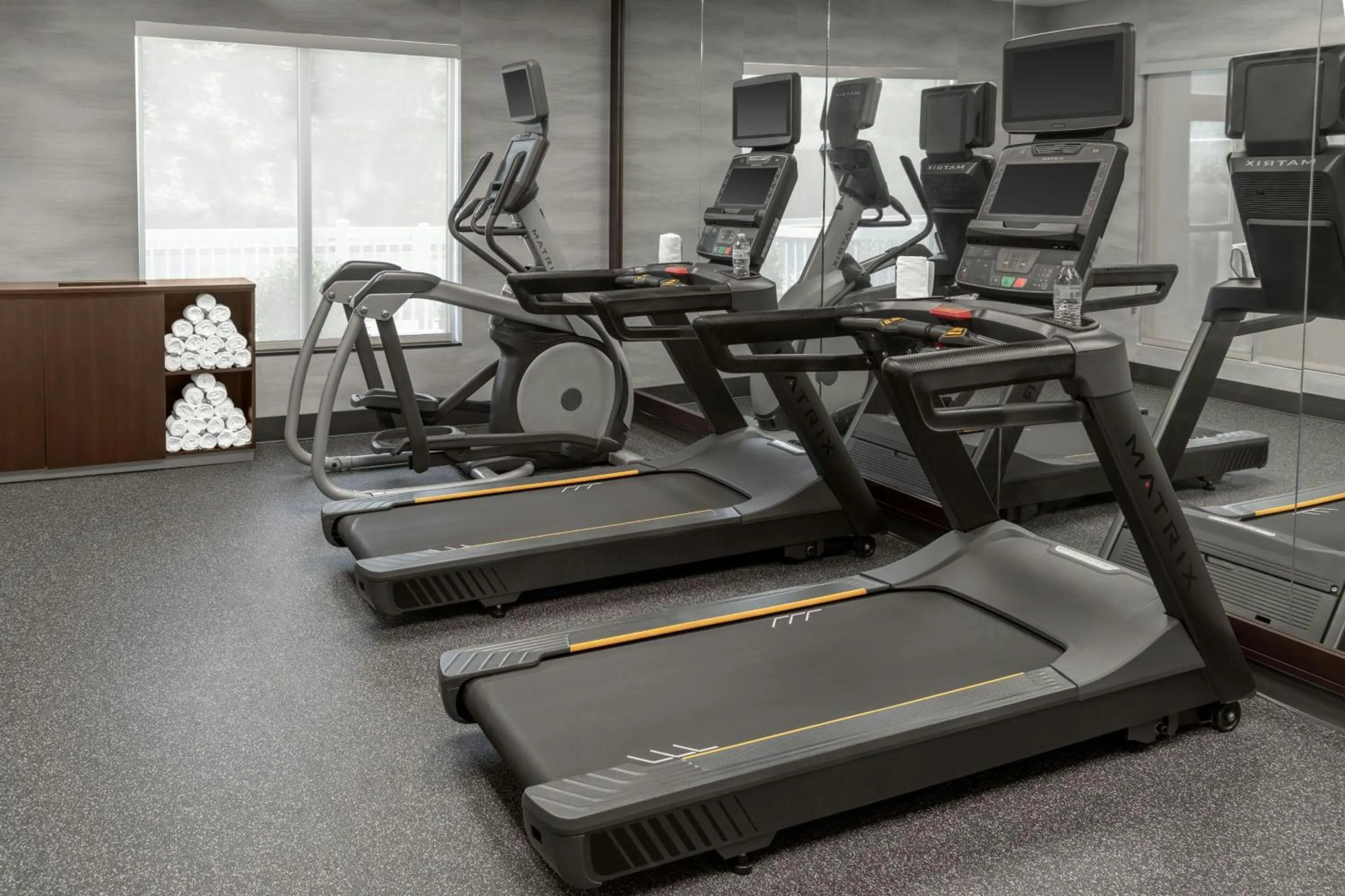 Fitness centre/facilities in Fairfield Inn and Suites by Marriott Calhoun