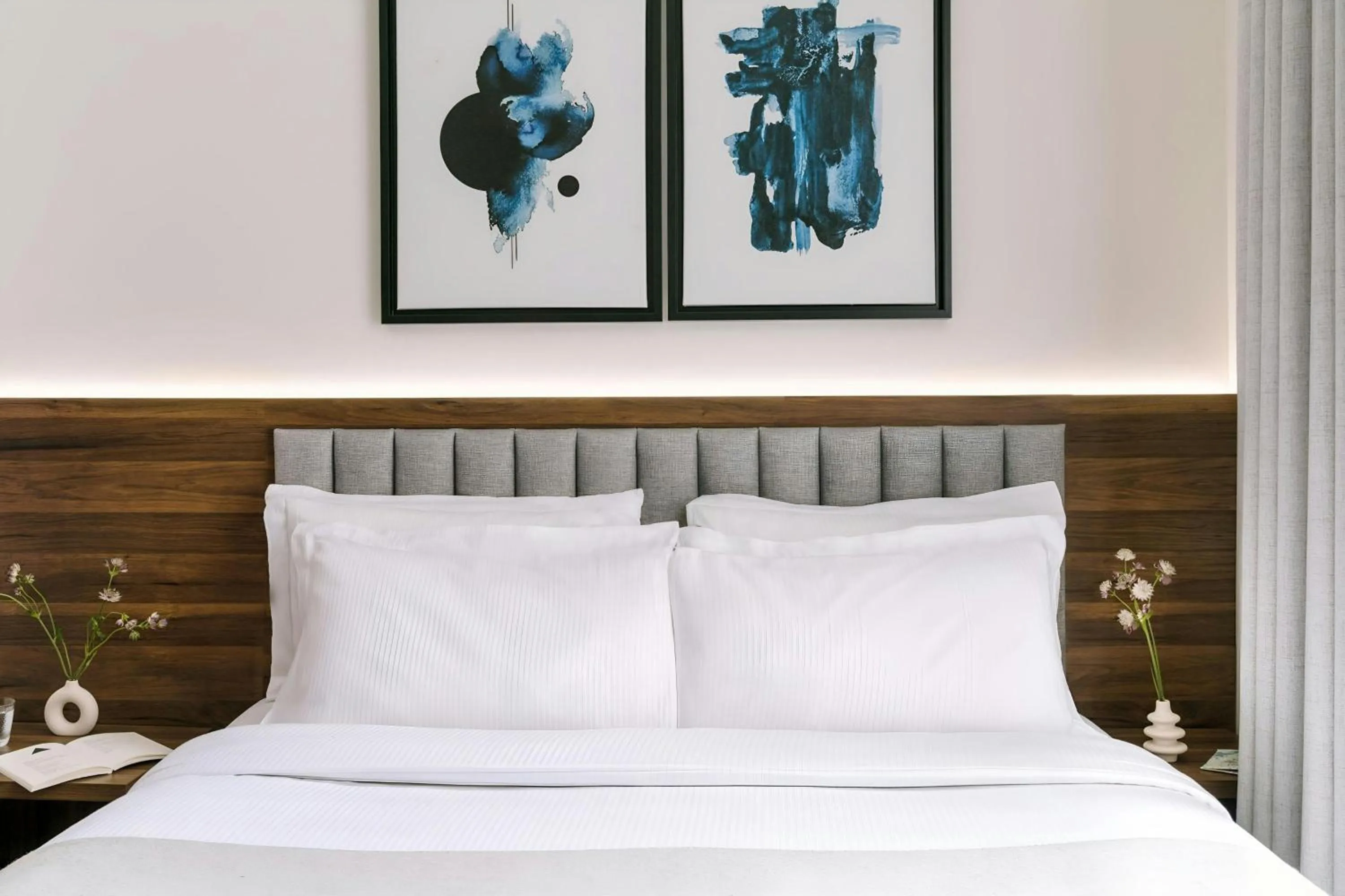 Bedroom, Bed in The Voyage Hotel Paddington