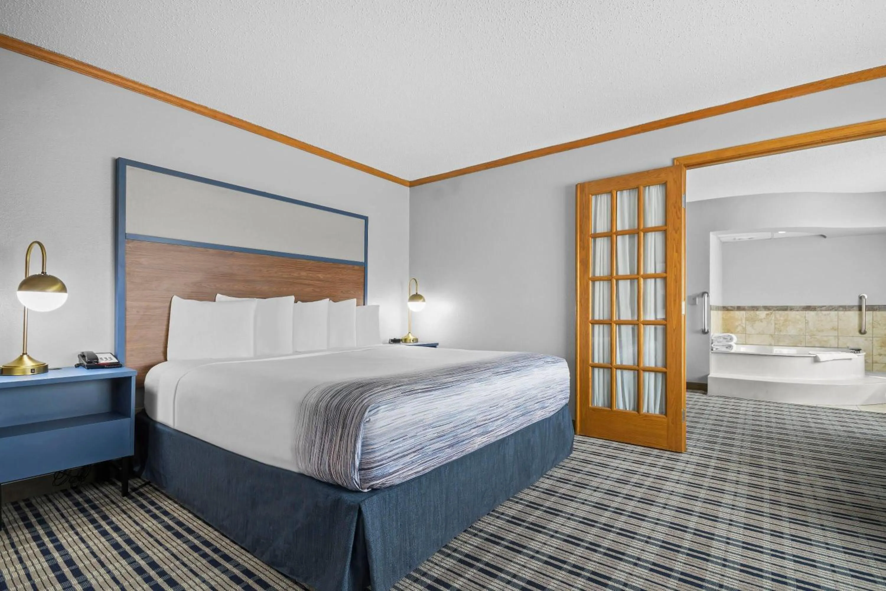 Photo of the whole room, Bed in AmericInn by Wyndham Virginia