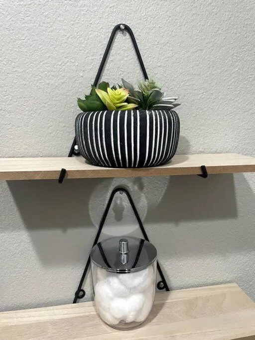 Decorative detail in Luxury Modern Condo by the Lake - Breezy Escape