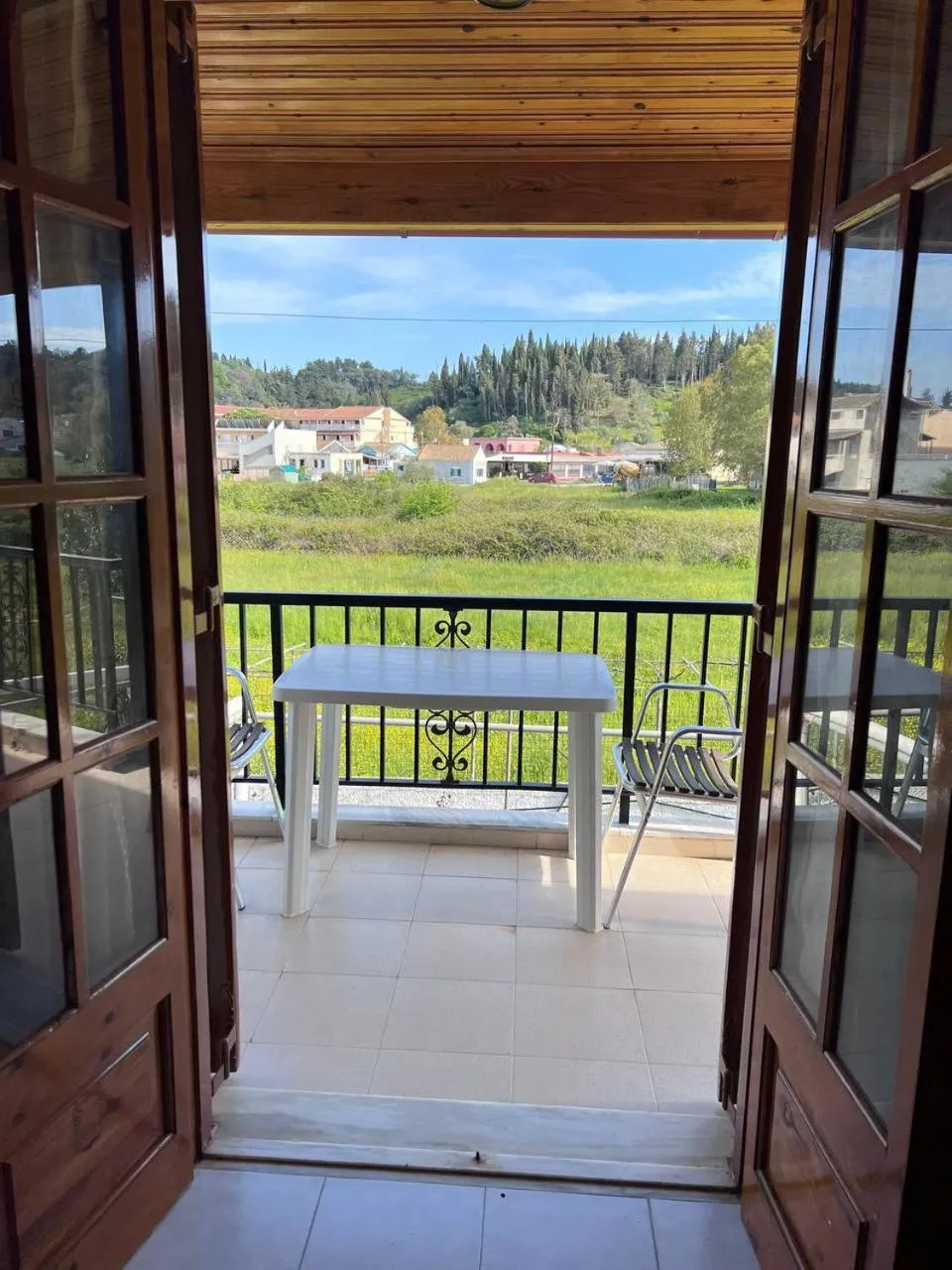 Day in Gian Petro Apartments