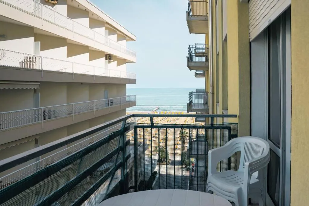 [Blu Kobler] - Ampio appartamento fronte mare