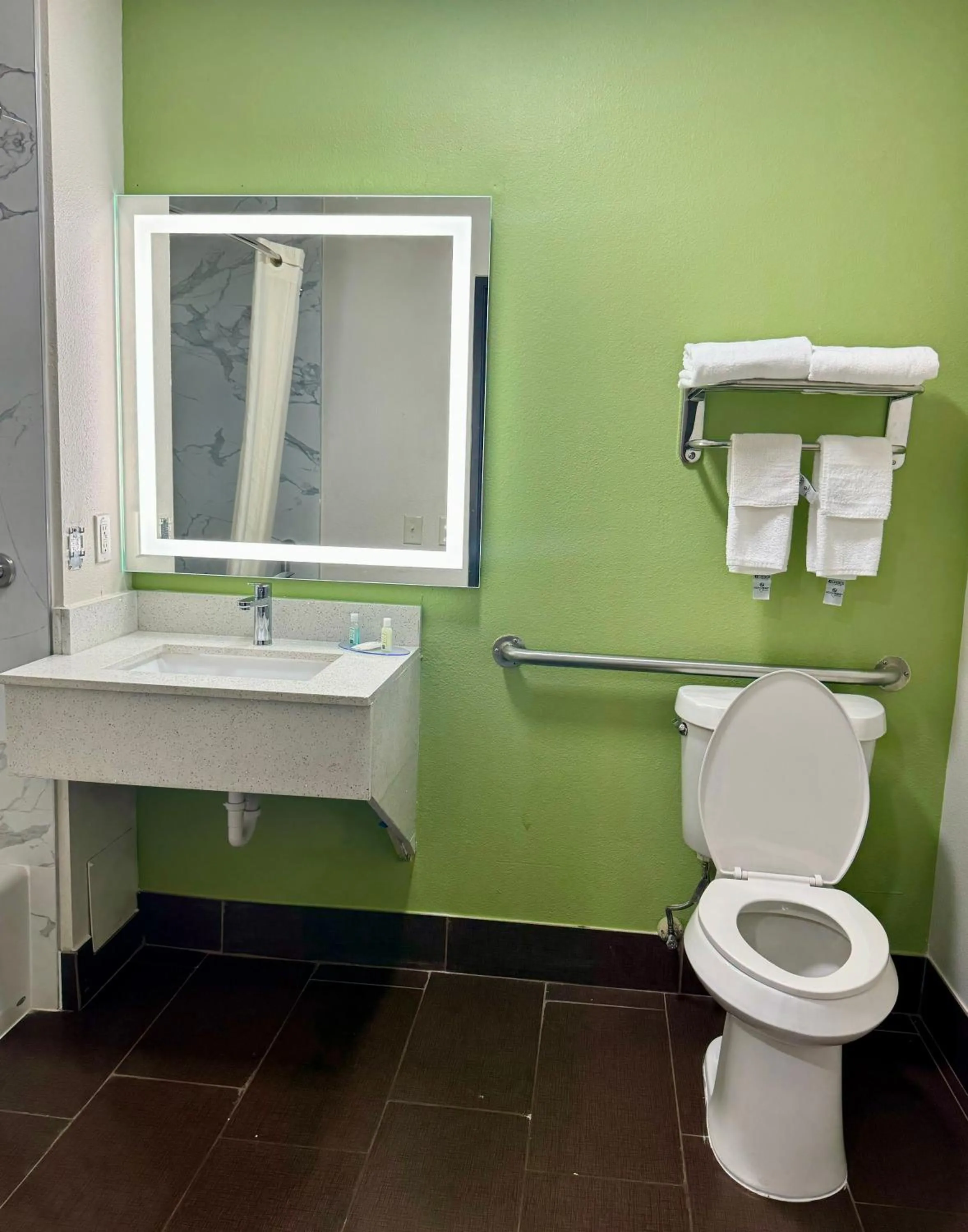 Toilet in Quality Inn Sulphur - Lake Charles