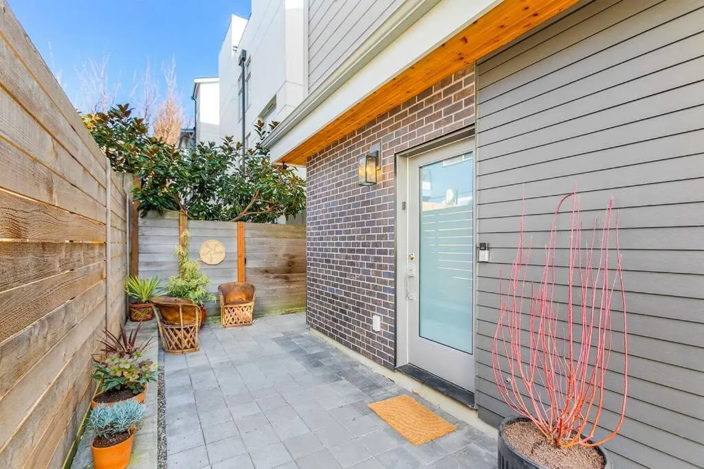 The Sweetest Suite - 91 Walkscore!