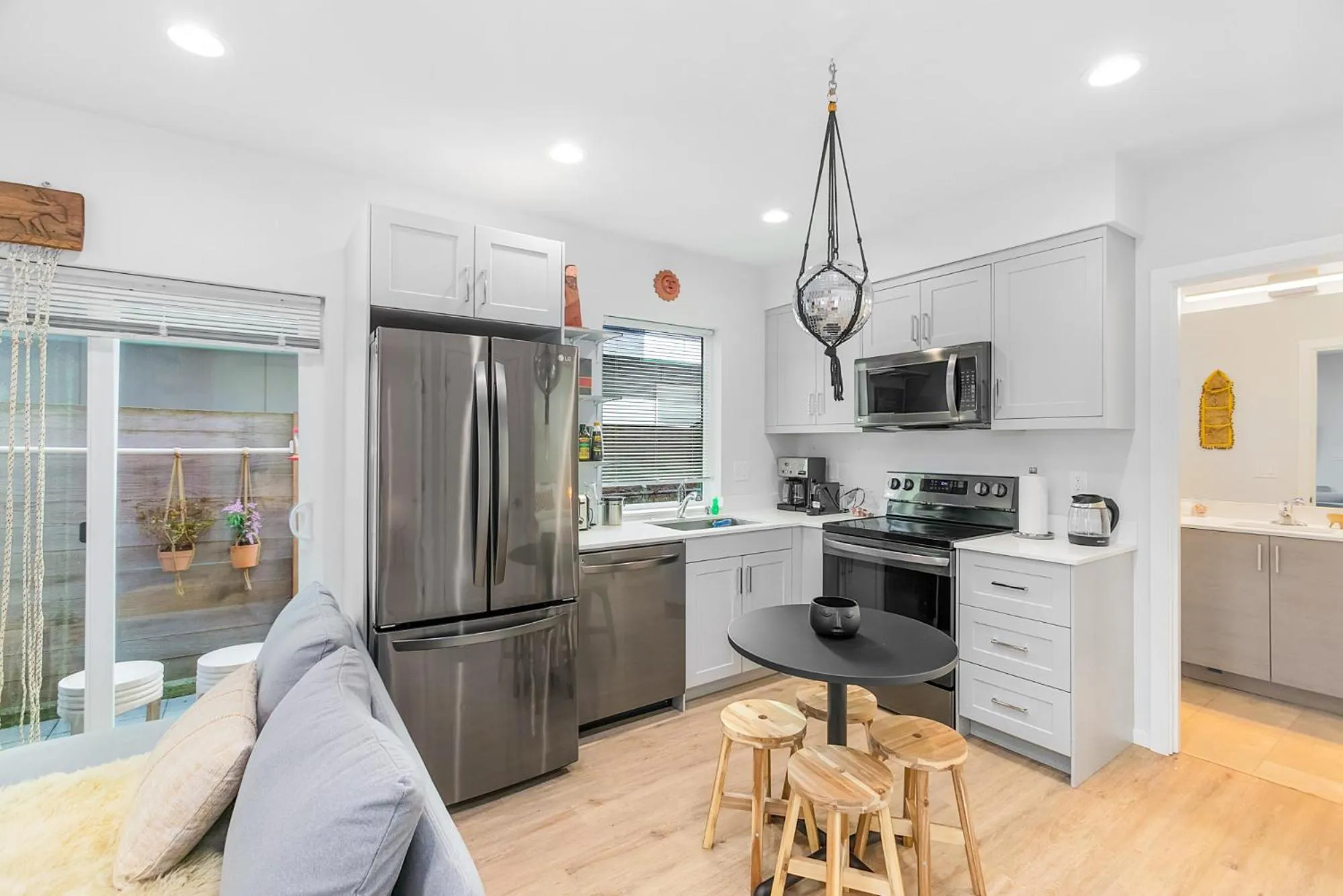 The Sweetest Suite - 91 Walkscore!