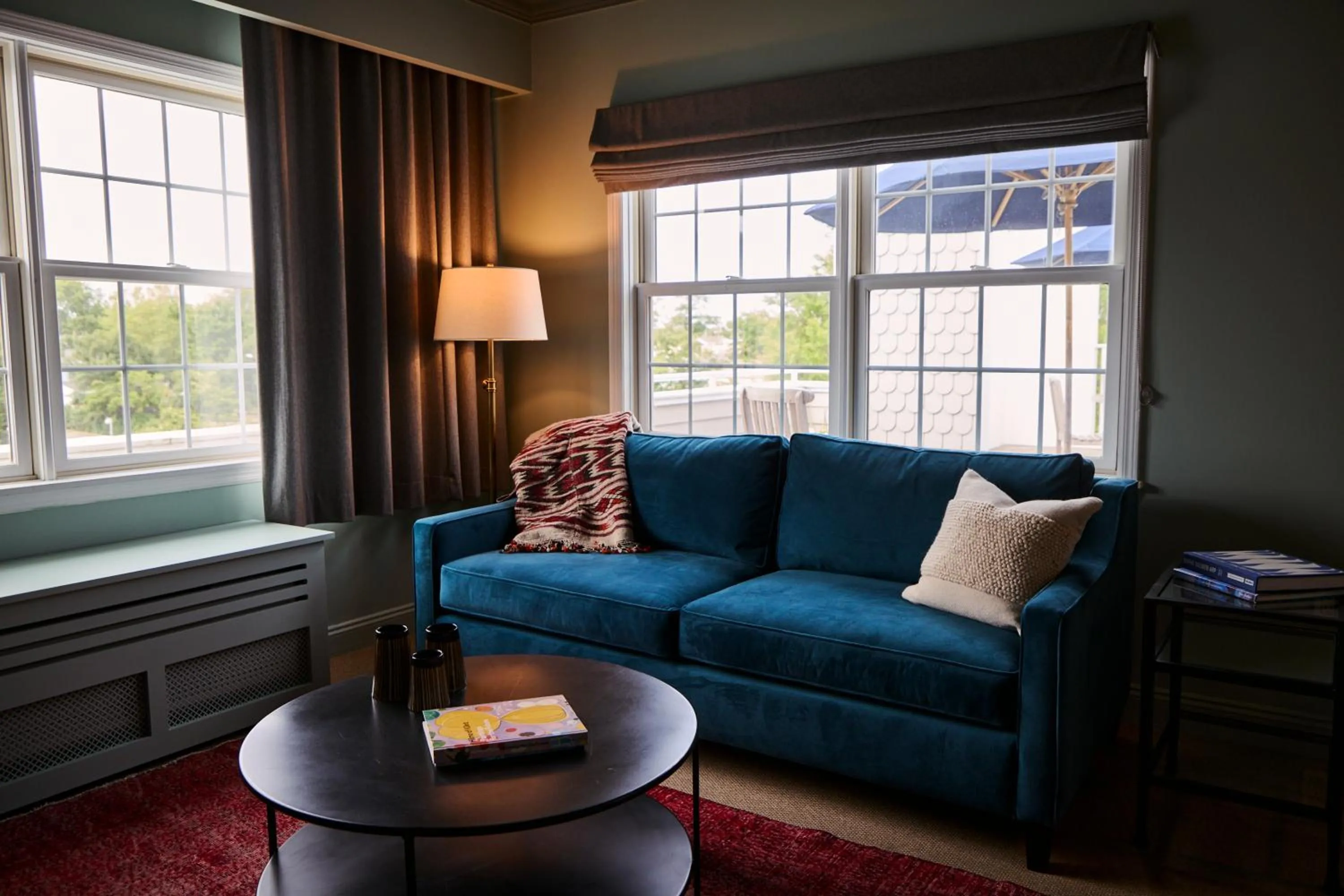 Seating area in The Harbor Front Inn