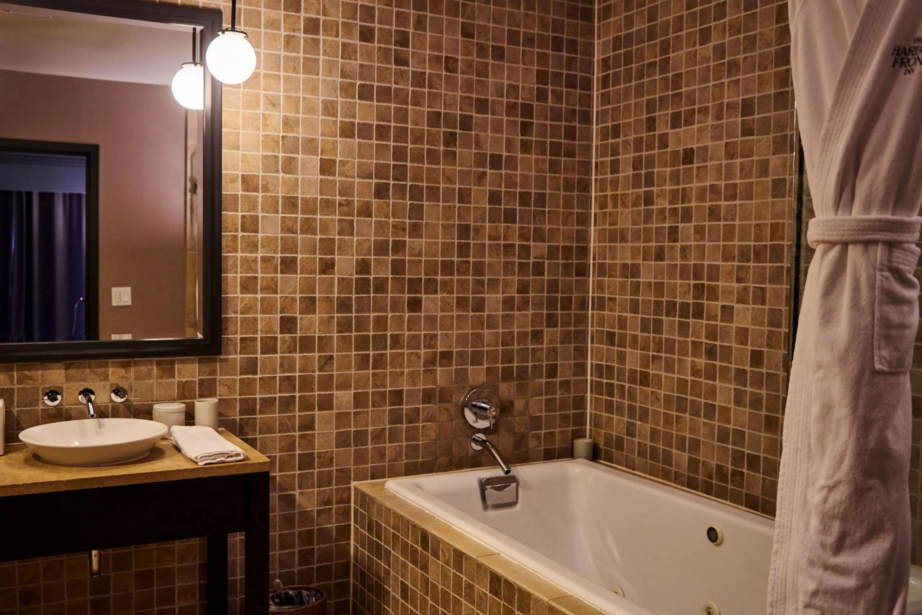 Bathroom in The Harbor Front Inn