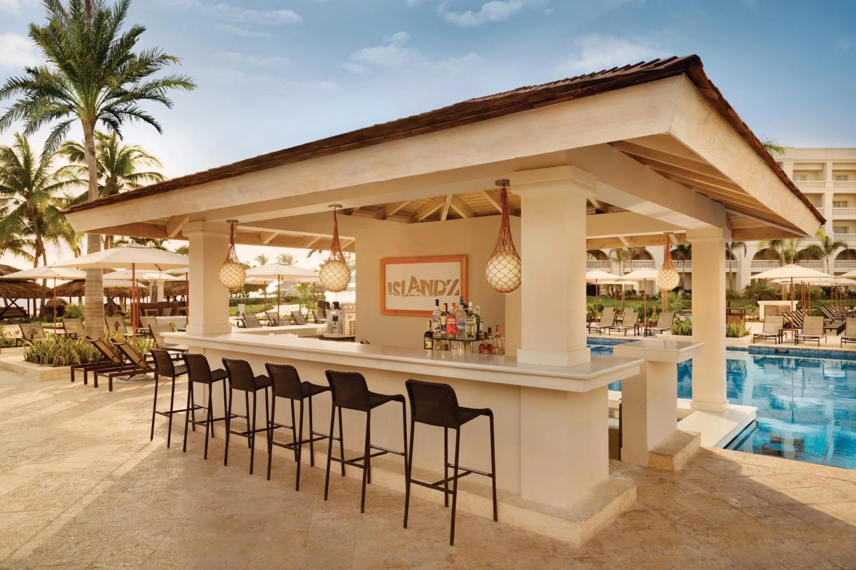 Lounge or bar in Hyatt Zilara Rose Hall Adults Only - All Inclusive