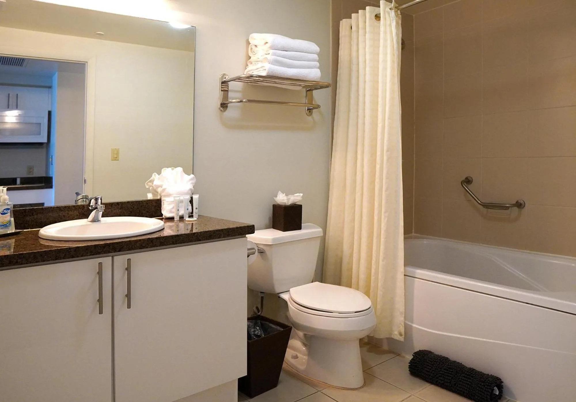 Glamorous Bay View Studio In The Heart Of Grove