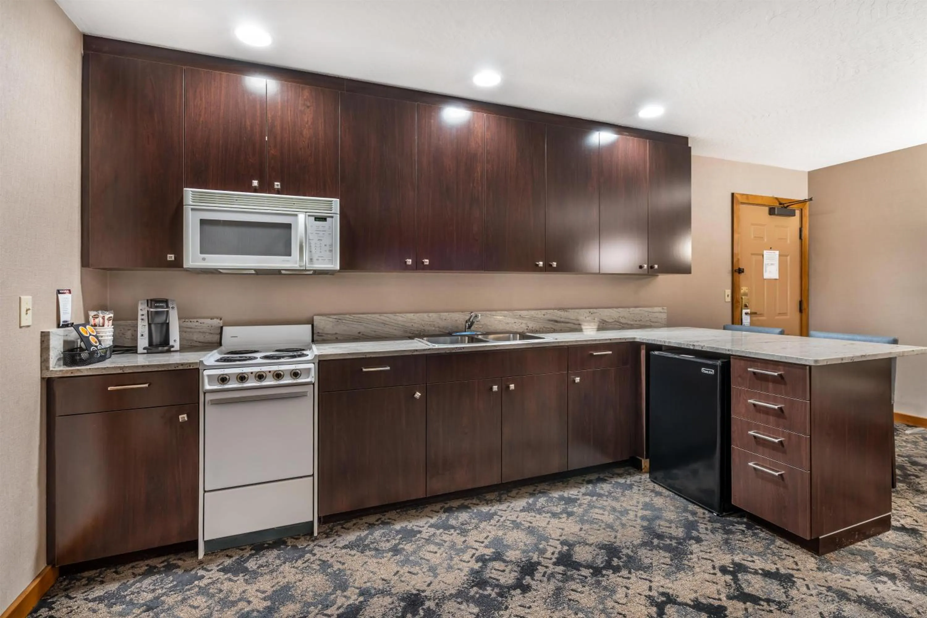 Photo of the whole room in Best Western Windsor Inn