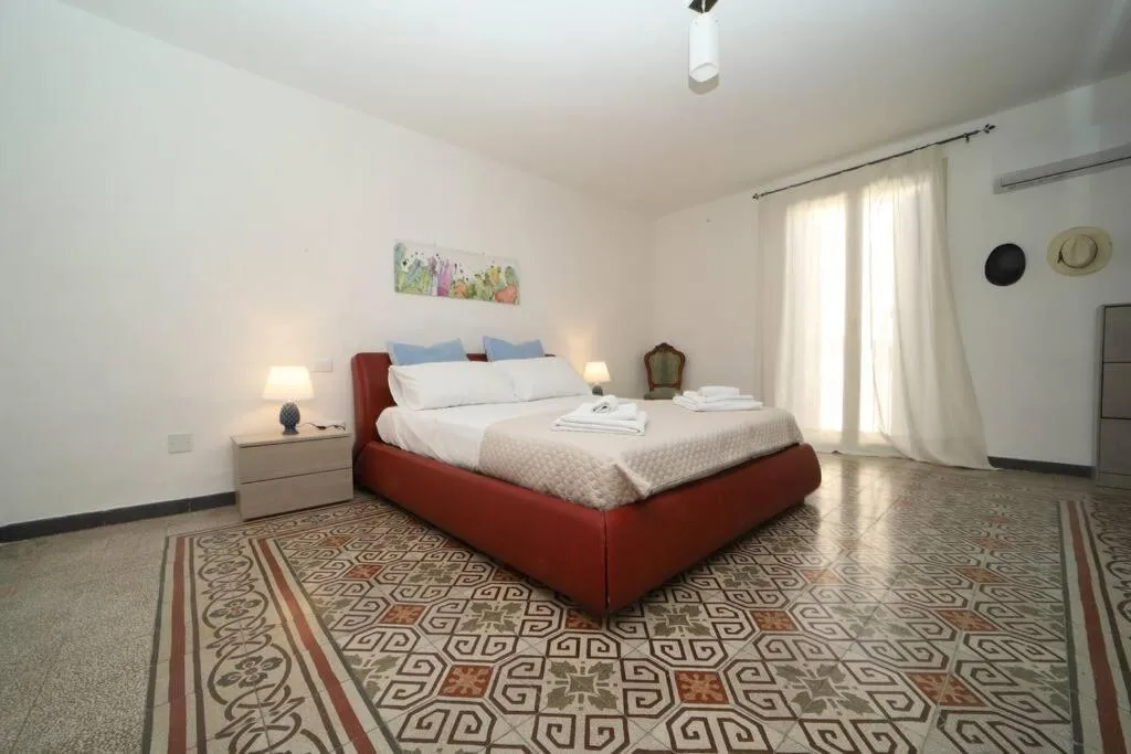 Colonna House Casa vacanze tra la Zisa e la Cattedrale