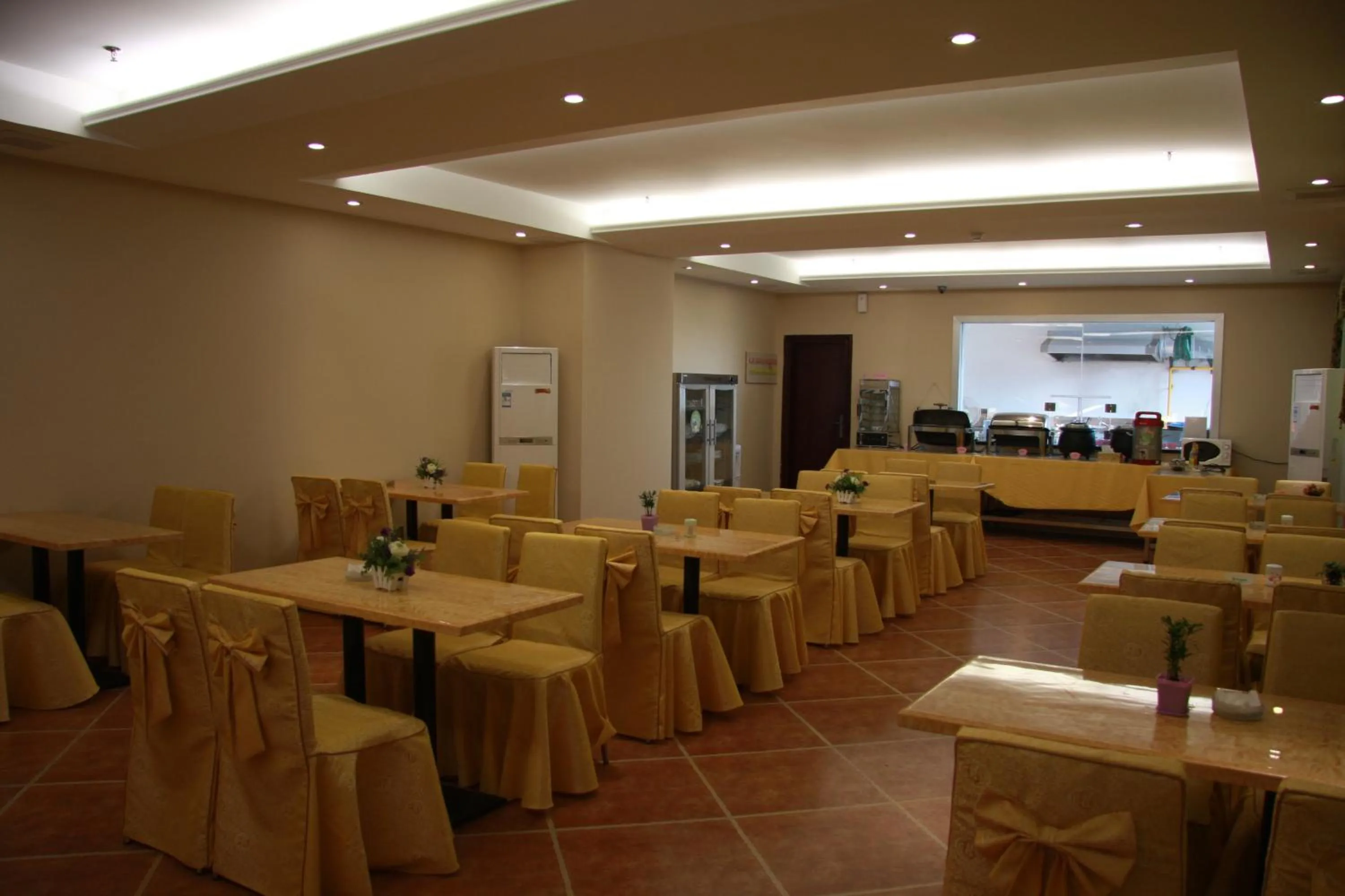 Restaurant/places to eat in GreenTree Inn Guangdong Shantou Chengjiang Road Business Hotel