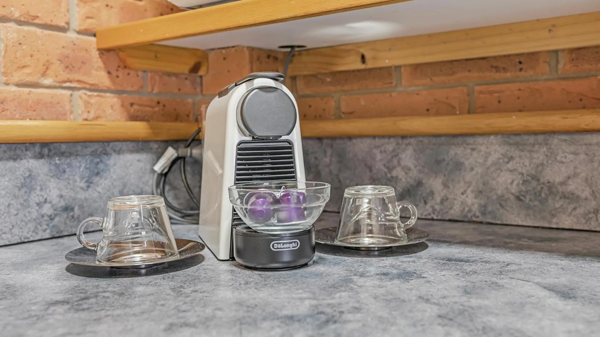 Coffee/tea facilities in Golden River Motor Inn