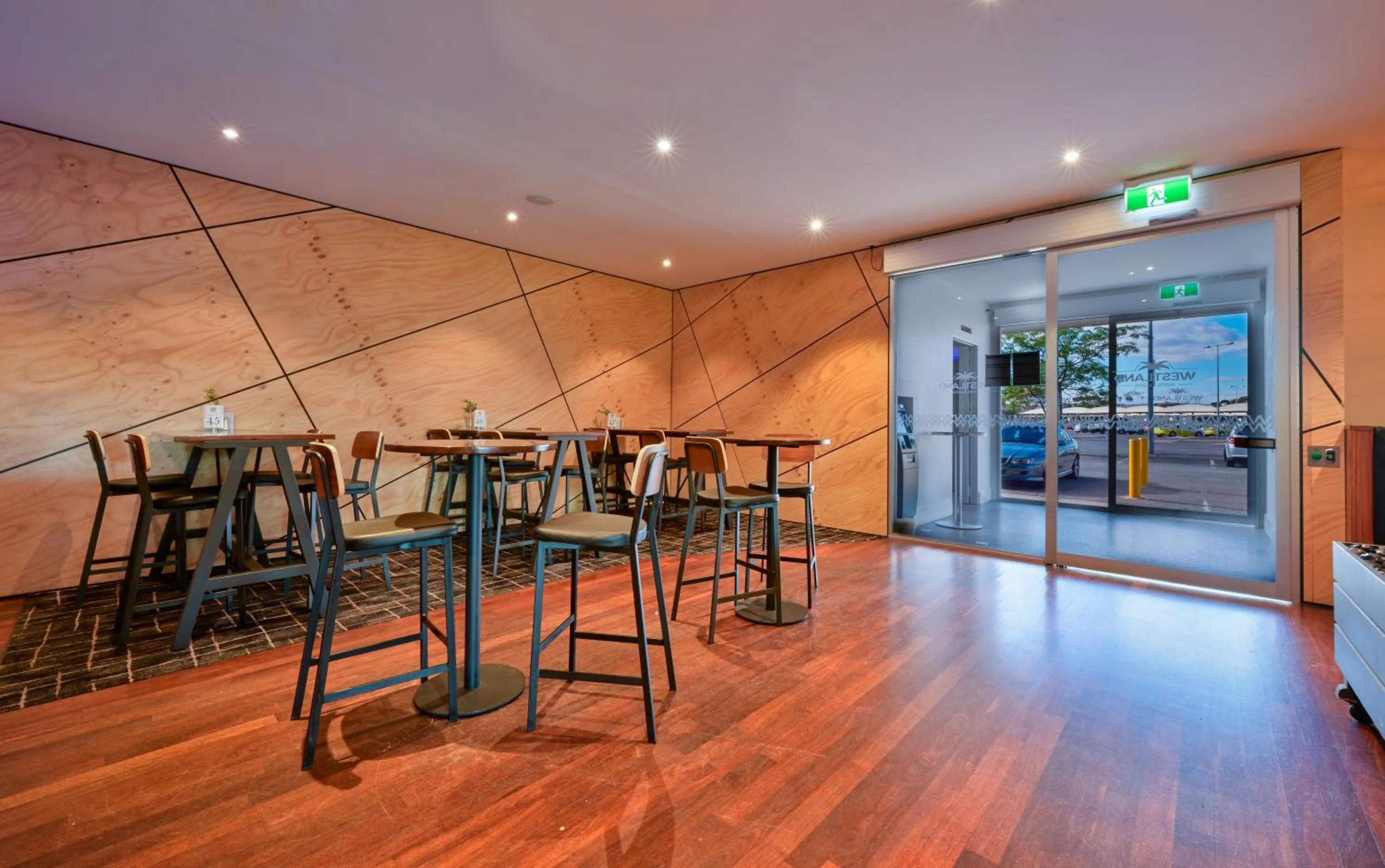 Westland Hotel Motel