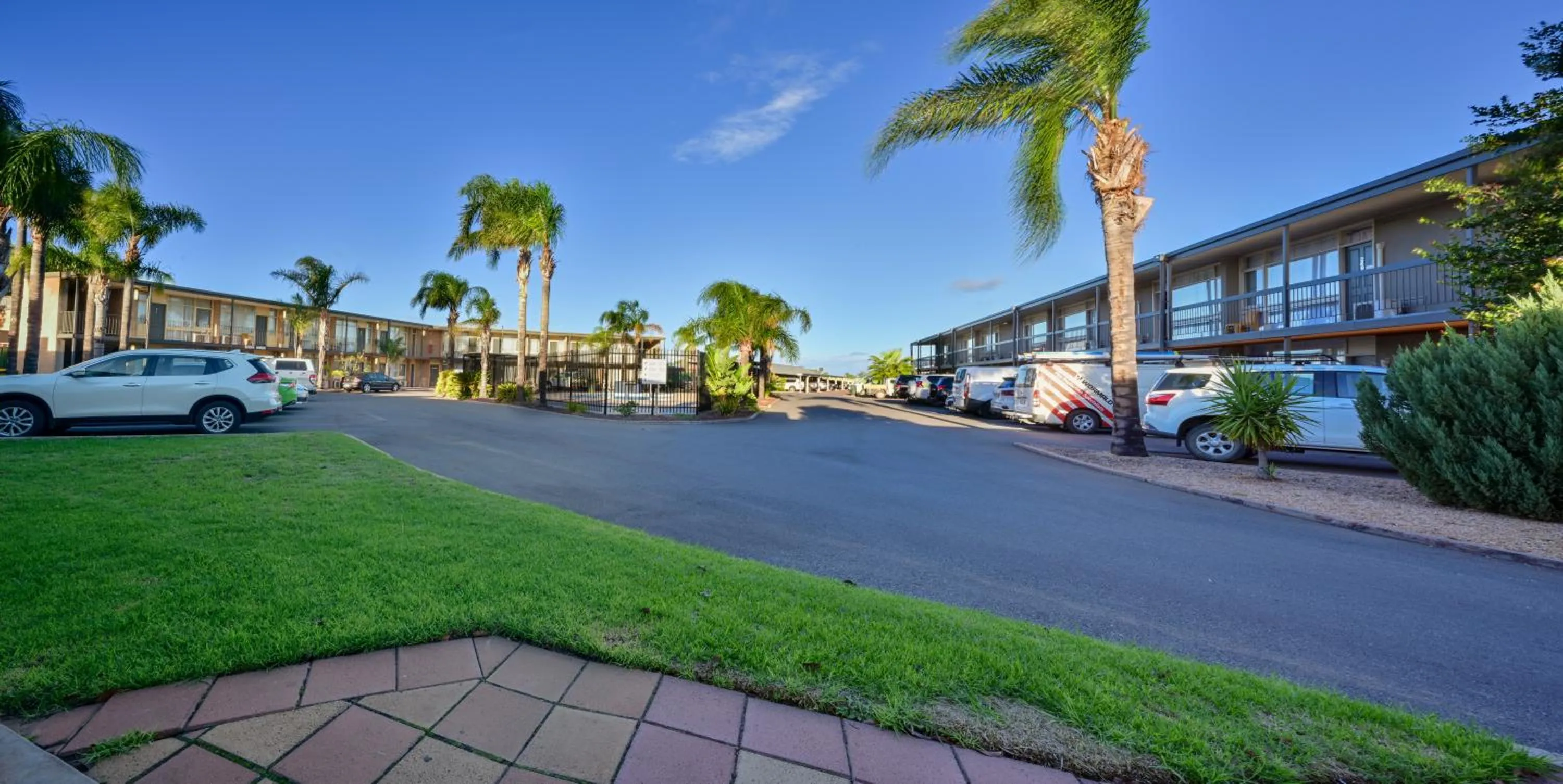 Westland Hotel Motel