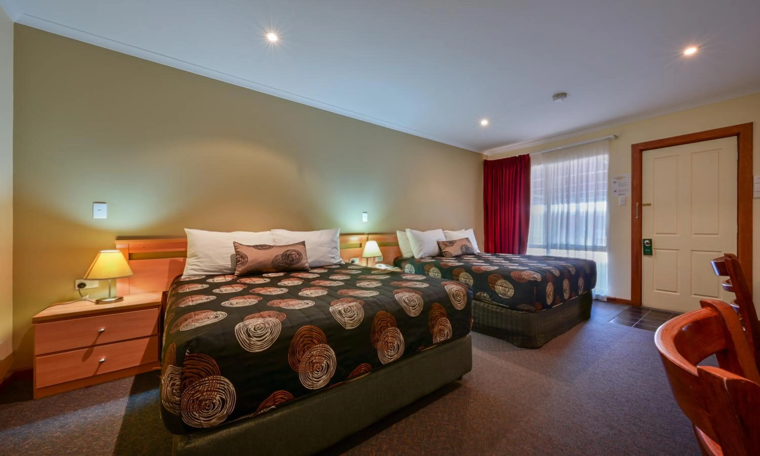 Bed in Westland Hotel Motel