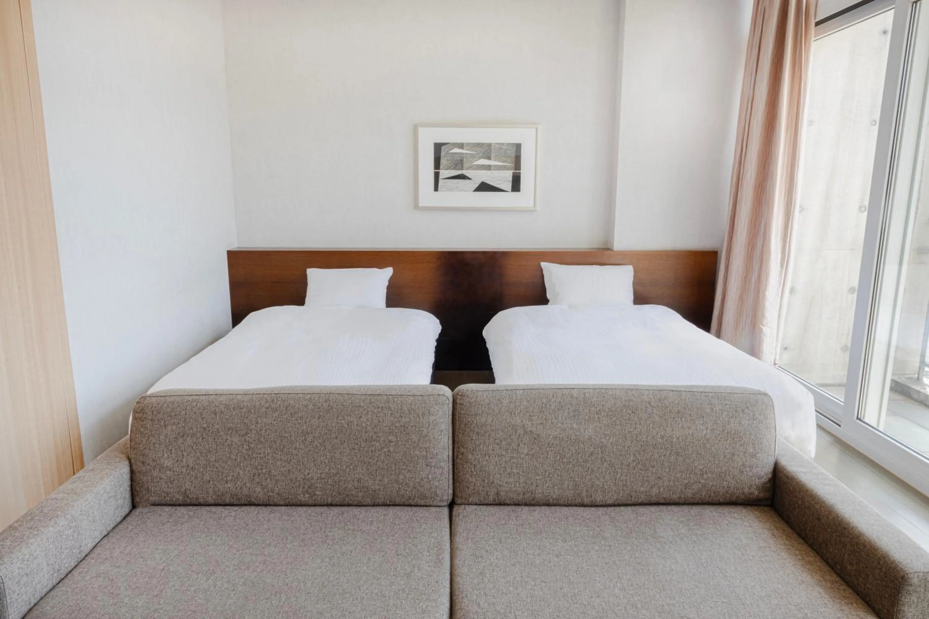 Decorative detail, Bed in Phoenix Island