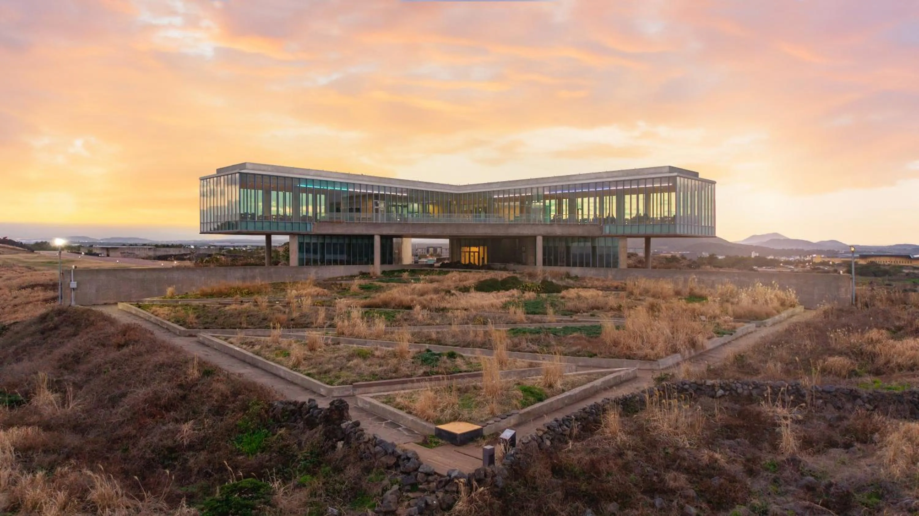 Property building in Phoenix Island