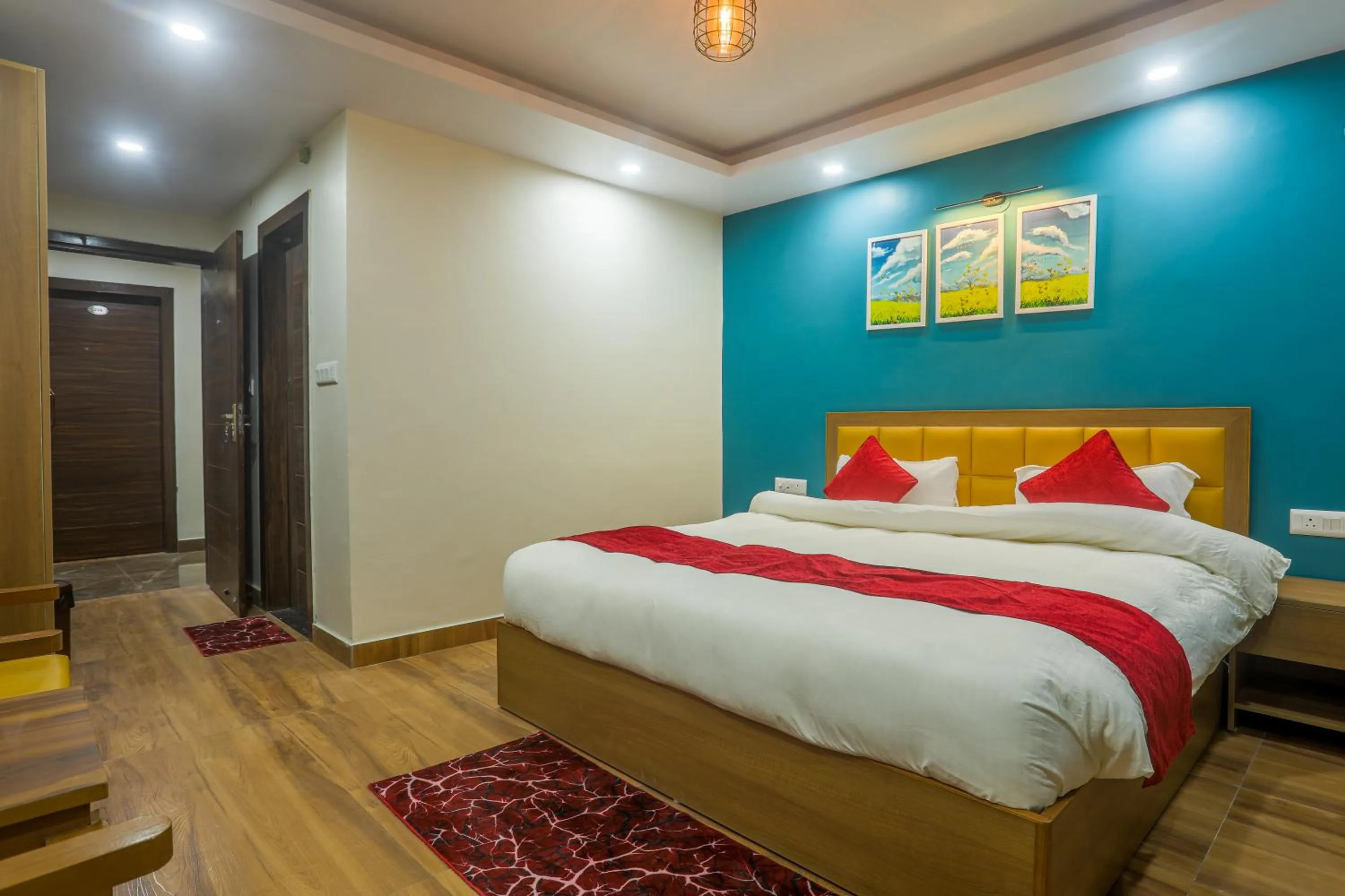 Bedroom, Bed in Mukteshwar Treat Resort