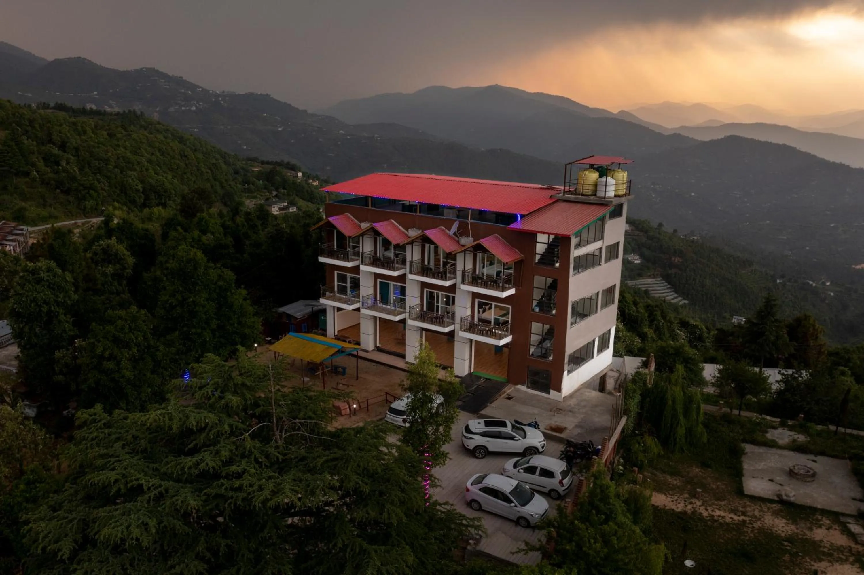 Bird's eye view in Mukteshwar Treat Resort
