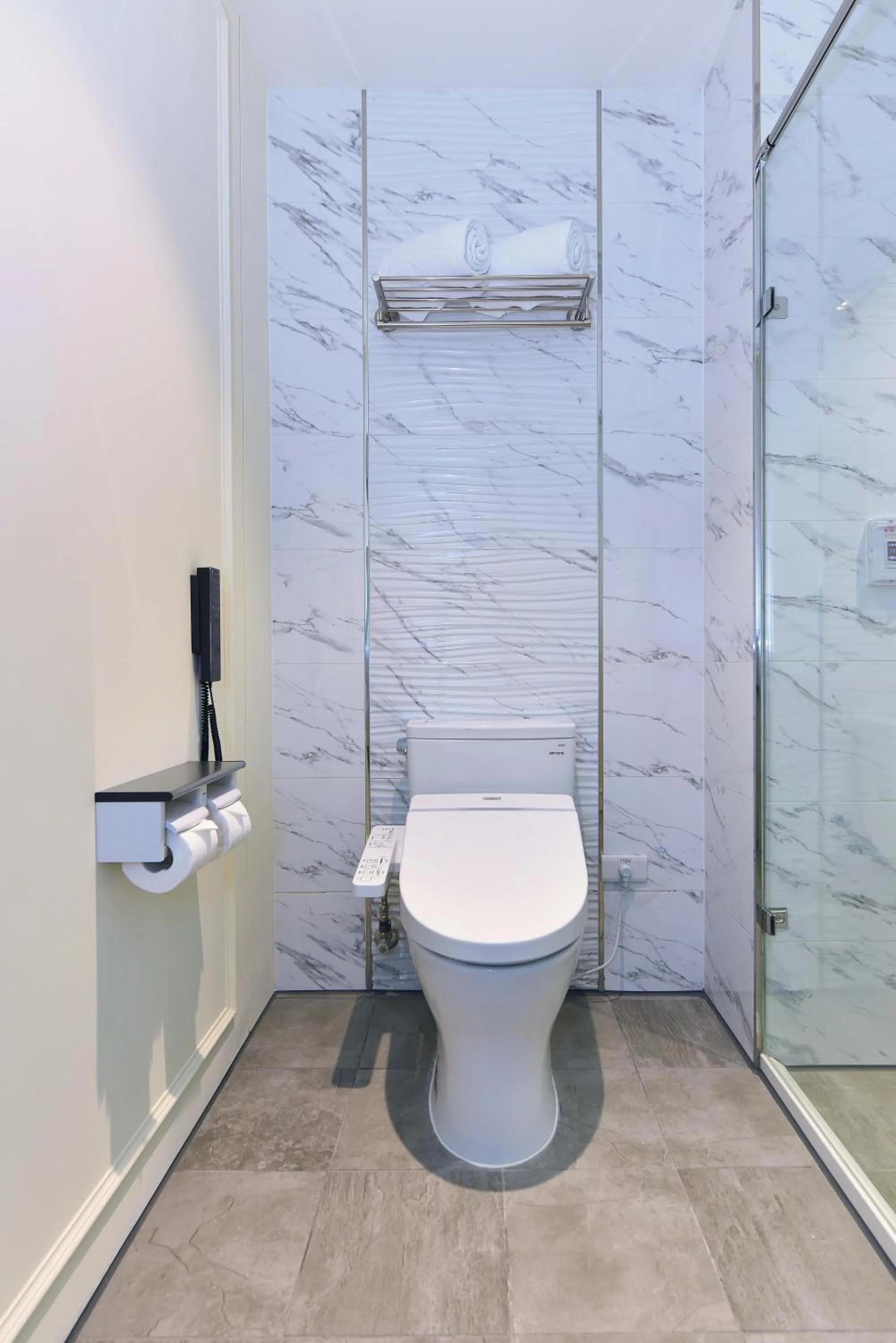 Toilet in Fullon Poshtel - Shuili