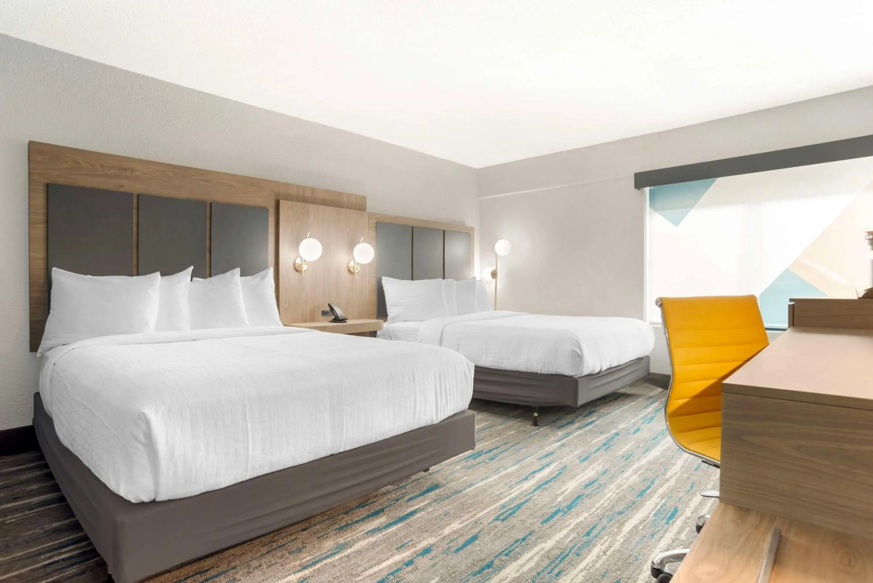 Bedroom, Bed in Best Western Plus Mobile Inn and Suites