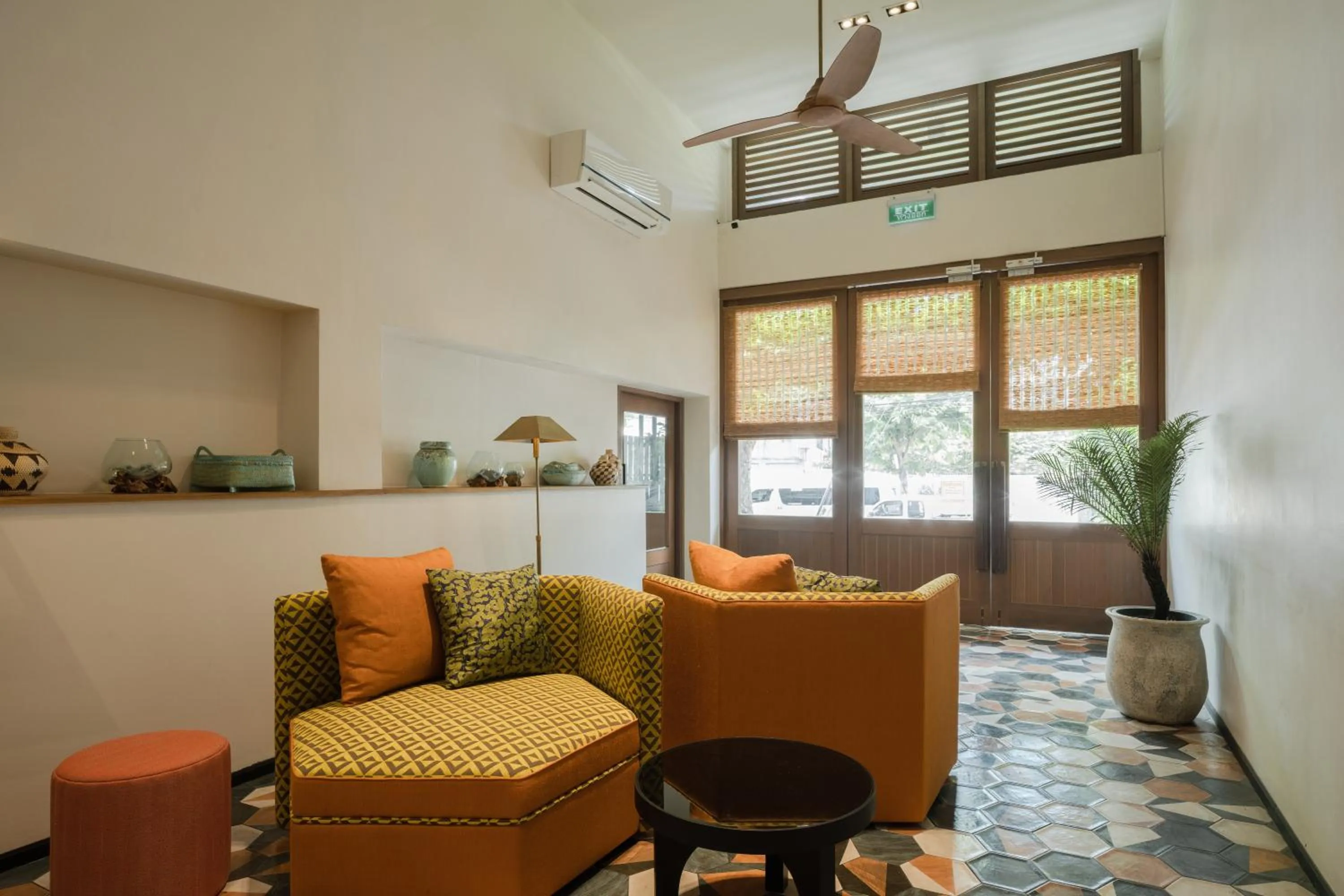 Seating area in Stay Plus Hotel Bangkok