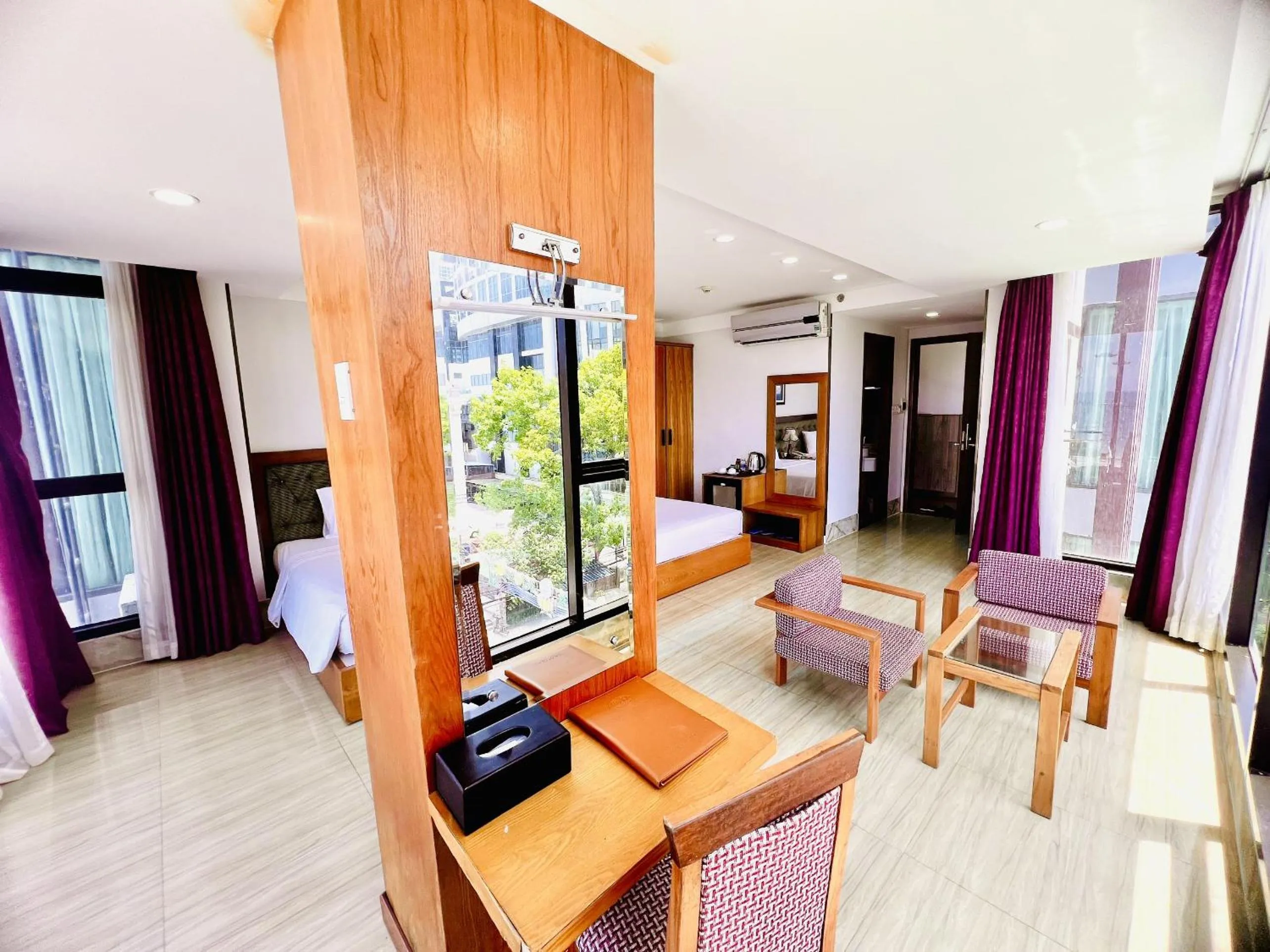 Communal lounge/ TV room, Bed in Happy Light Central Nha Trang