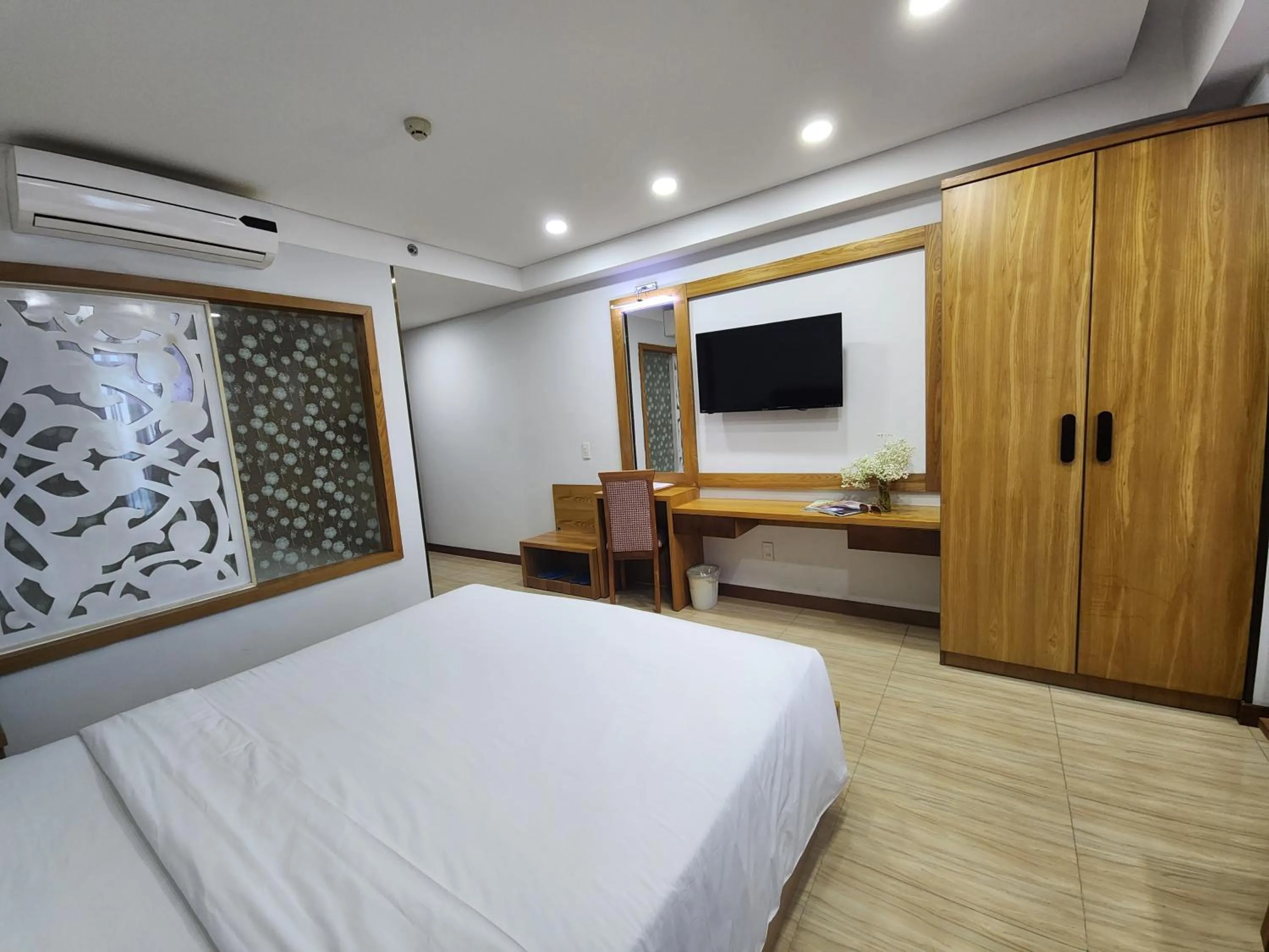 Bed in Happy Light Central Nha Trang