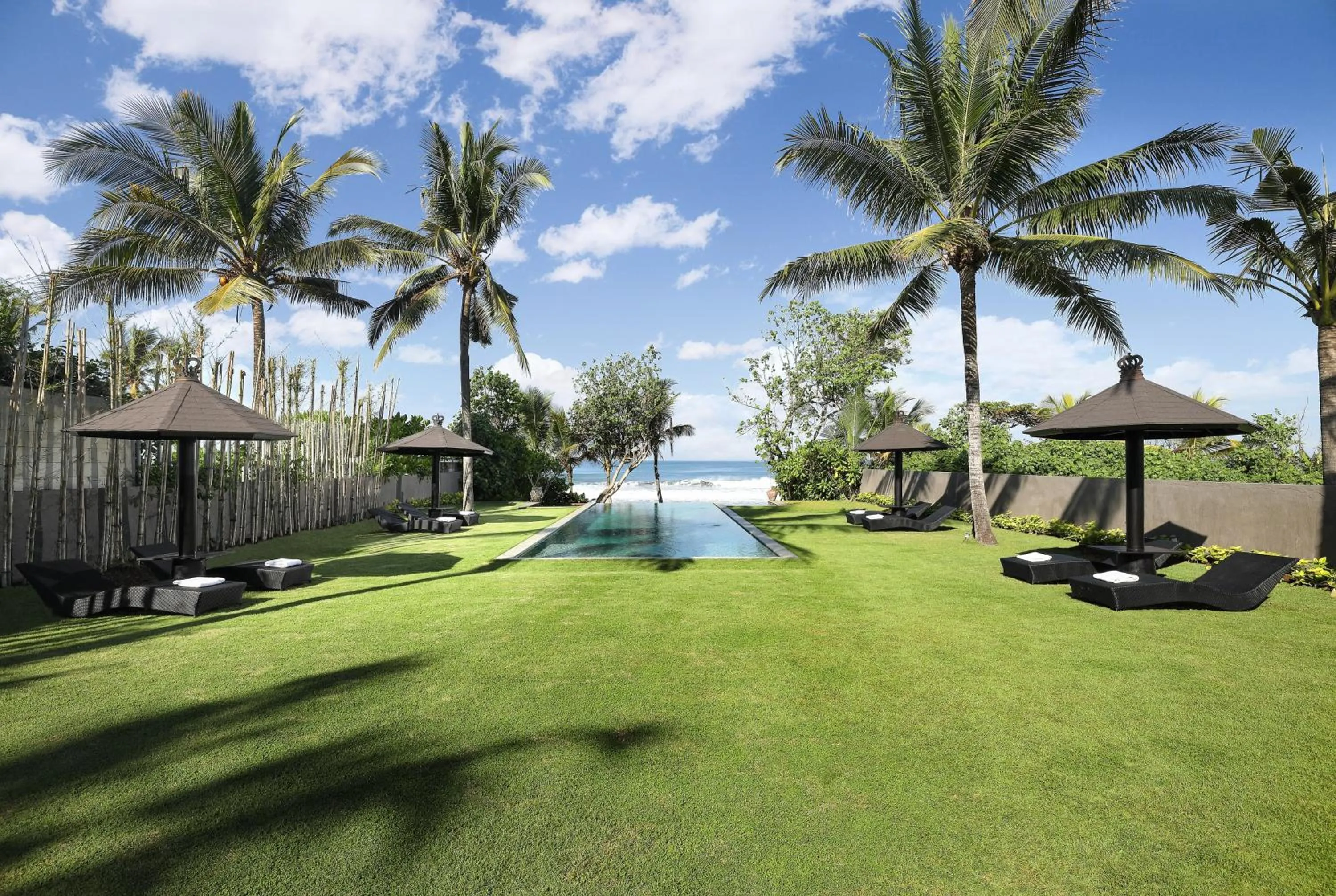 Natural landscape in Black Beach Villa - Absolute Beachfront Escape