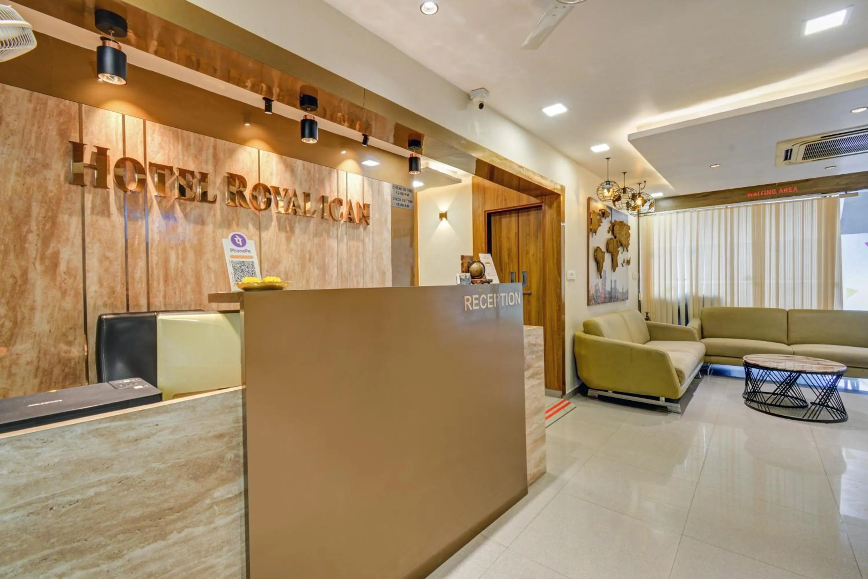 Lobby or reception in Hotel Royal Ican Sindhubhavan Road