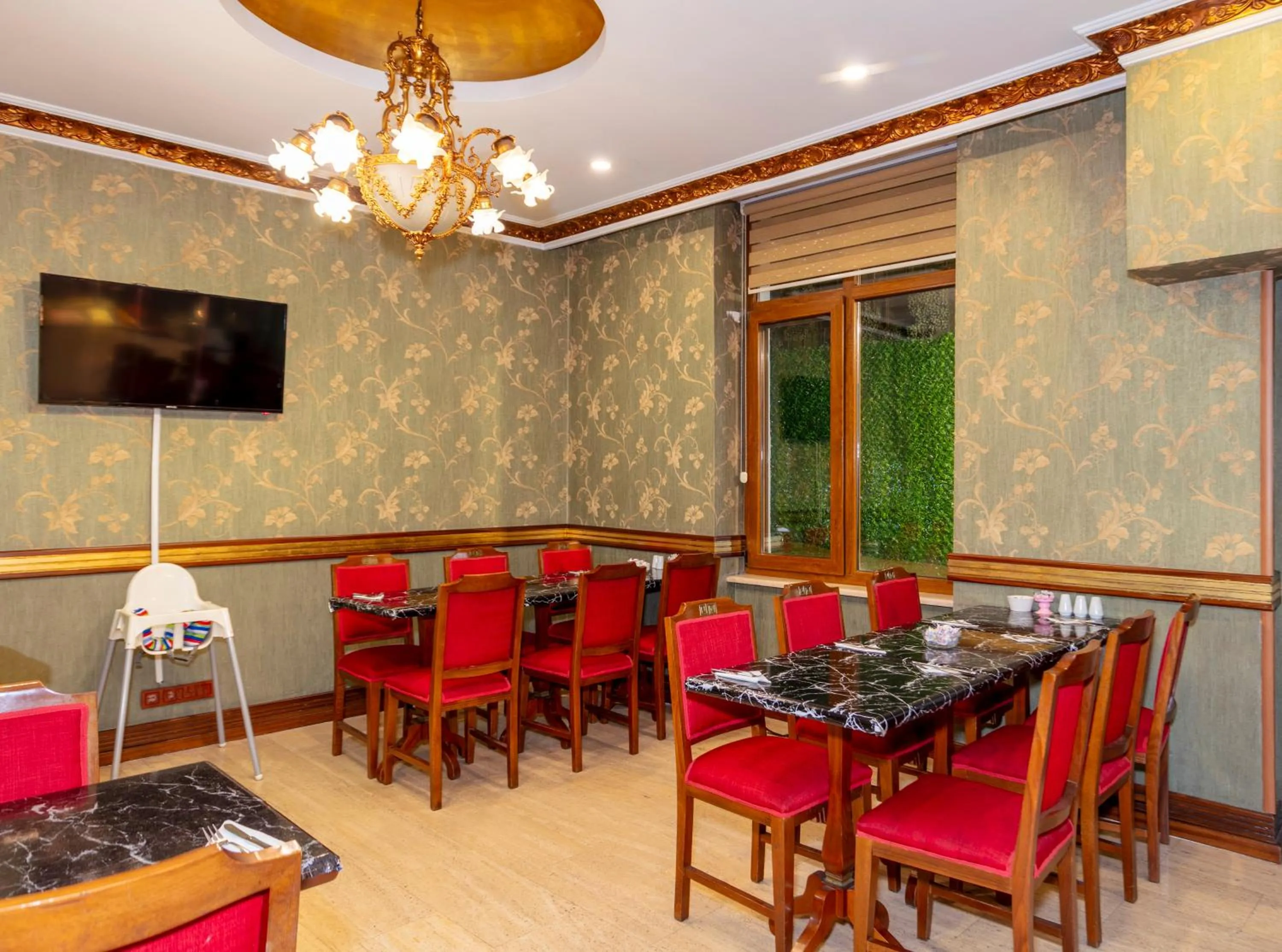 TV and multimedia in Nil Hotel İstanbul City Center