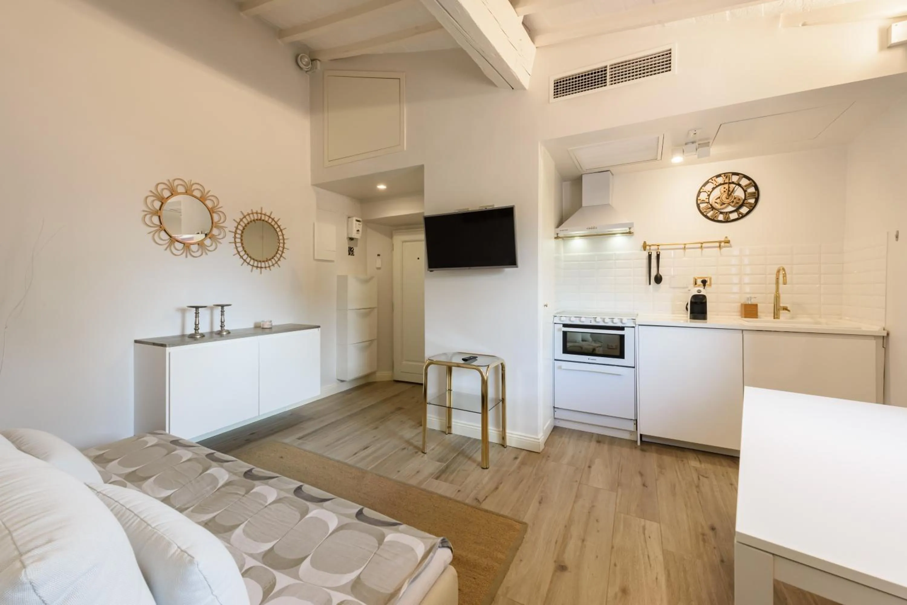 TV and multimedia in Santa Croce Top by Mmega