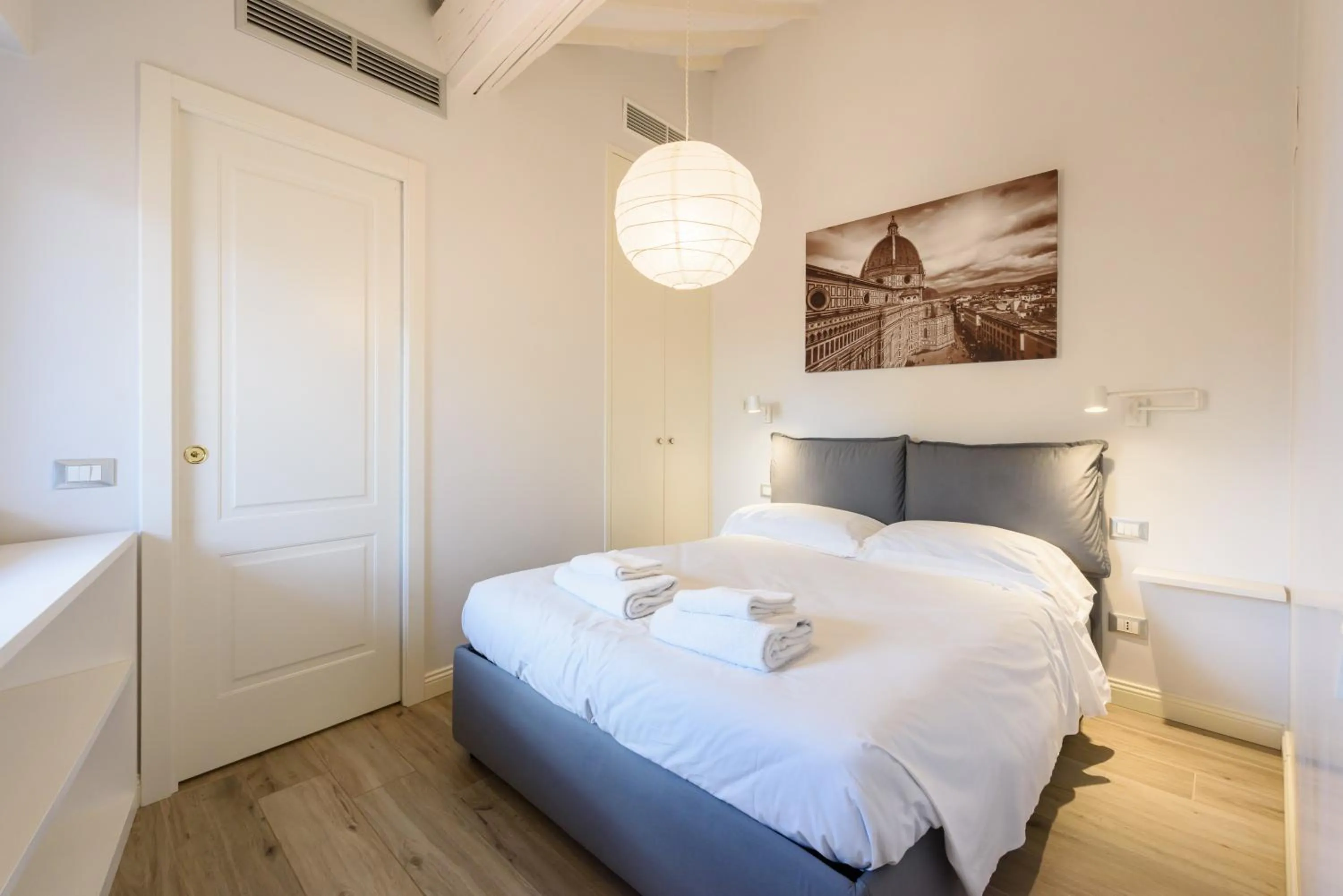 Bed in Santa Croce Top by Mmega